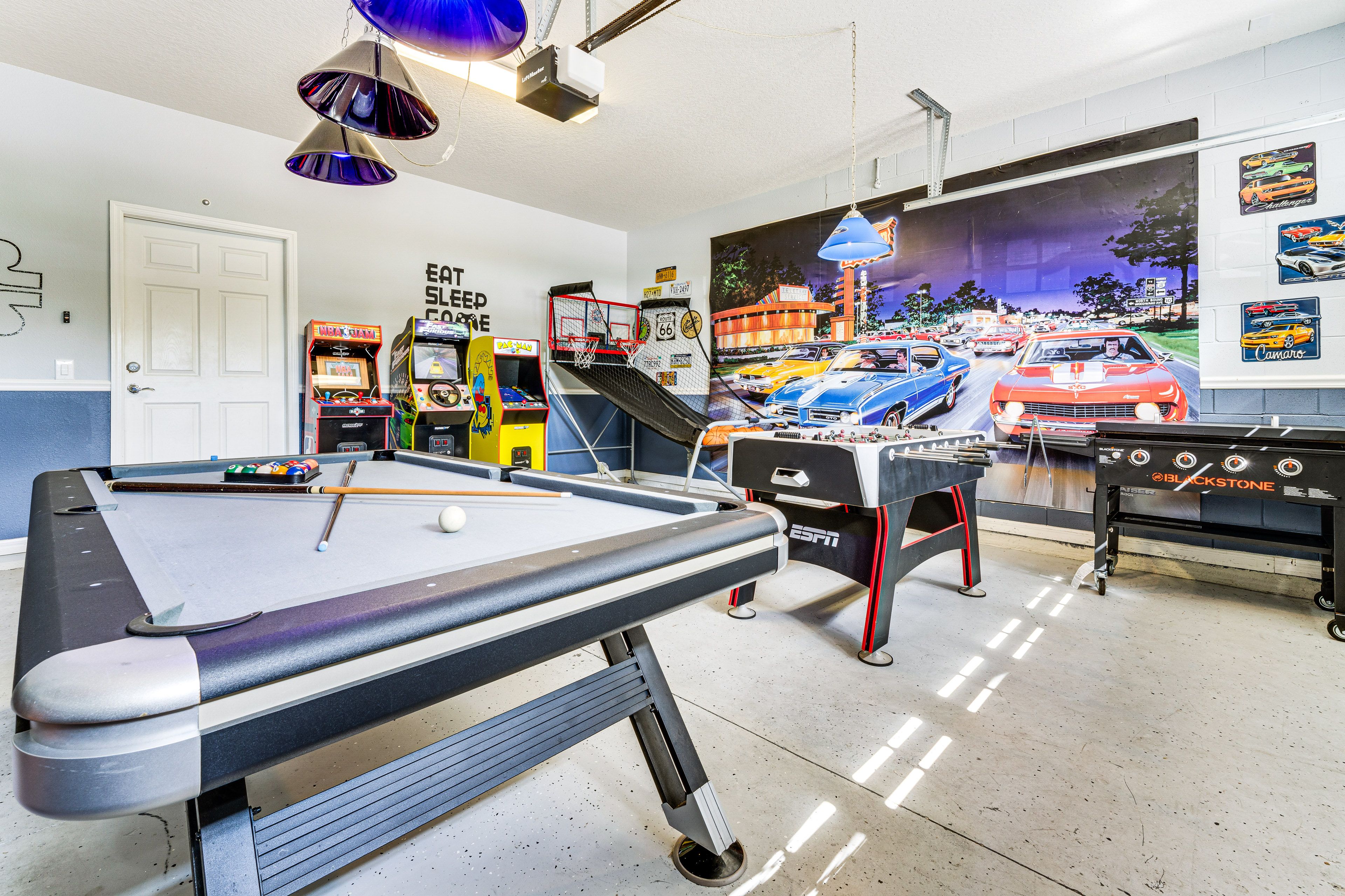 Game Room | Garage | Pool & Foosball Table | Blackstone Griddle | VR