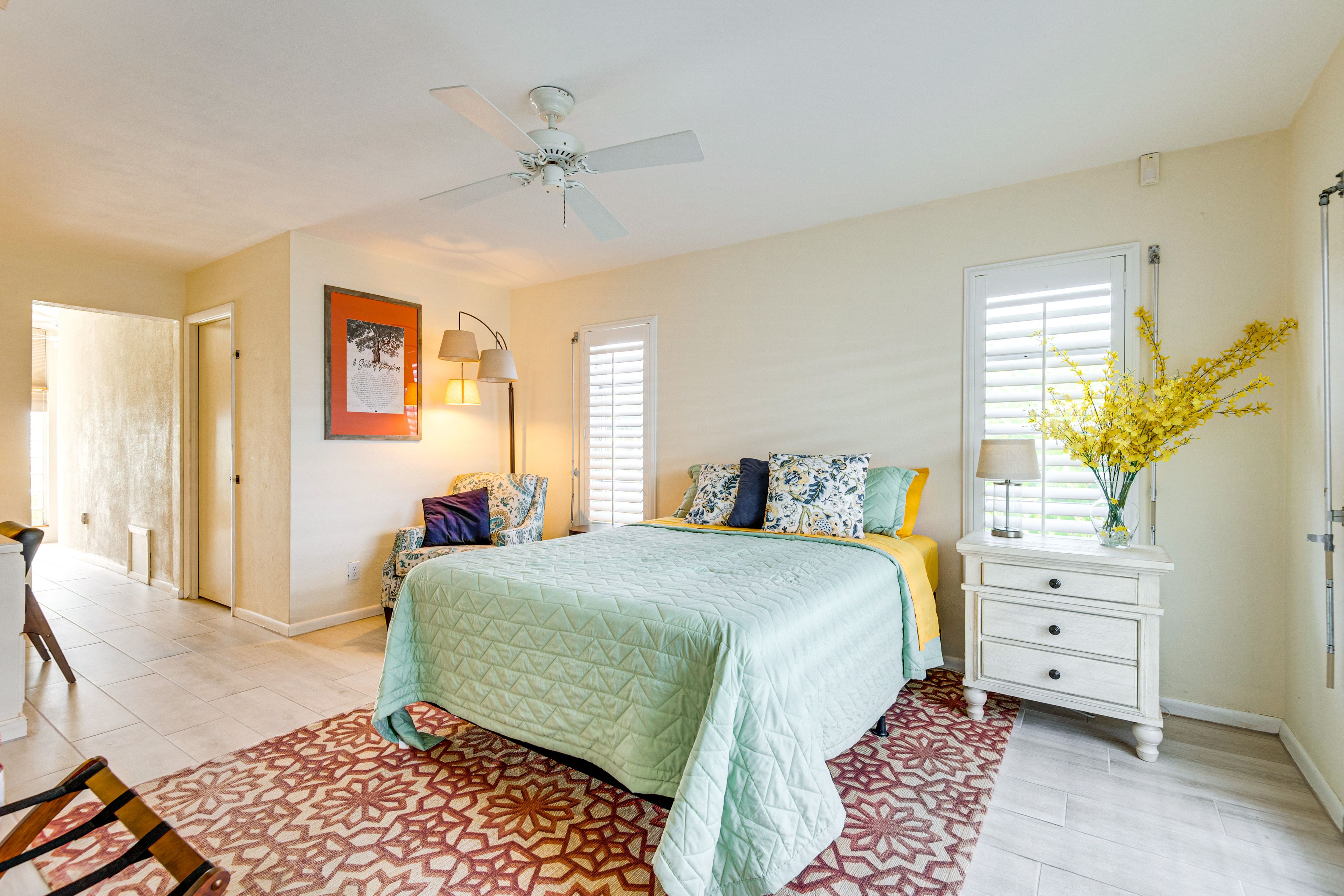 Bedroom 2 | Queen Bed