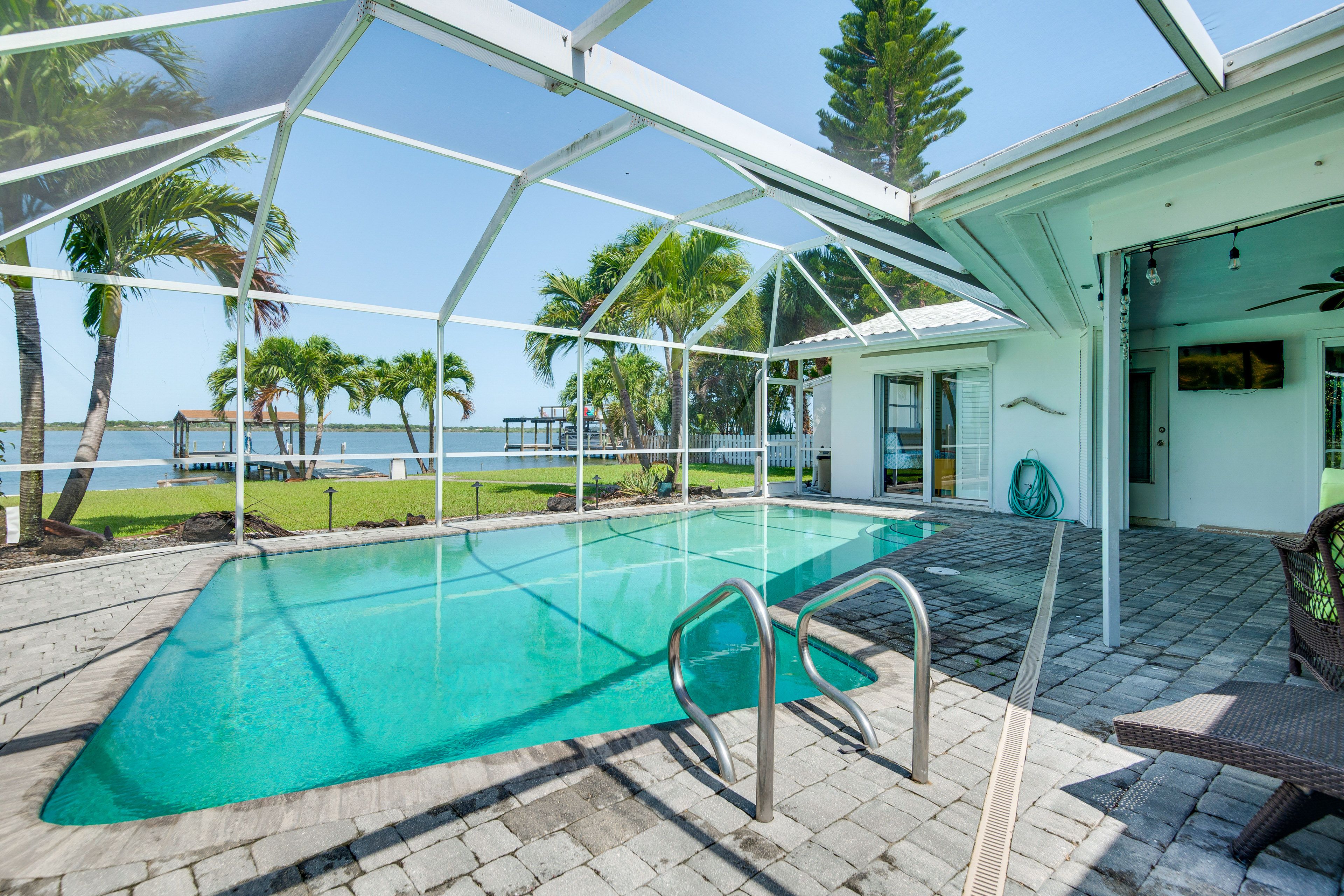 Merritt Island Vacation Rental | 3BR | 3BA | 2,200 Sq Ft | Step-Free Entry