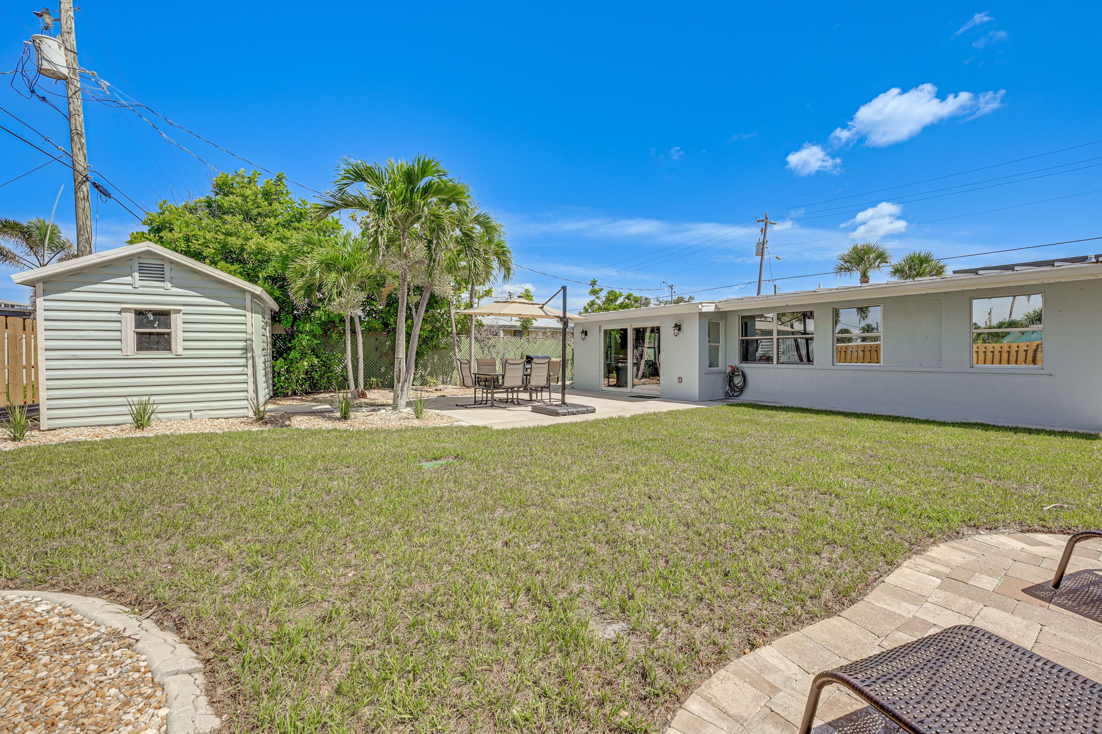 Private Backyard Area | Gas Grill | Outdoor Shower