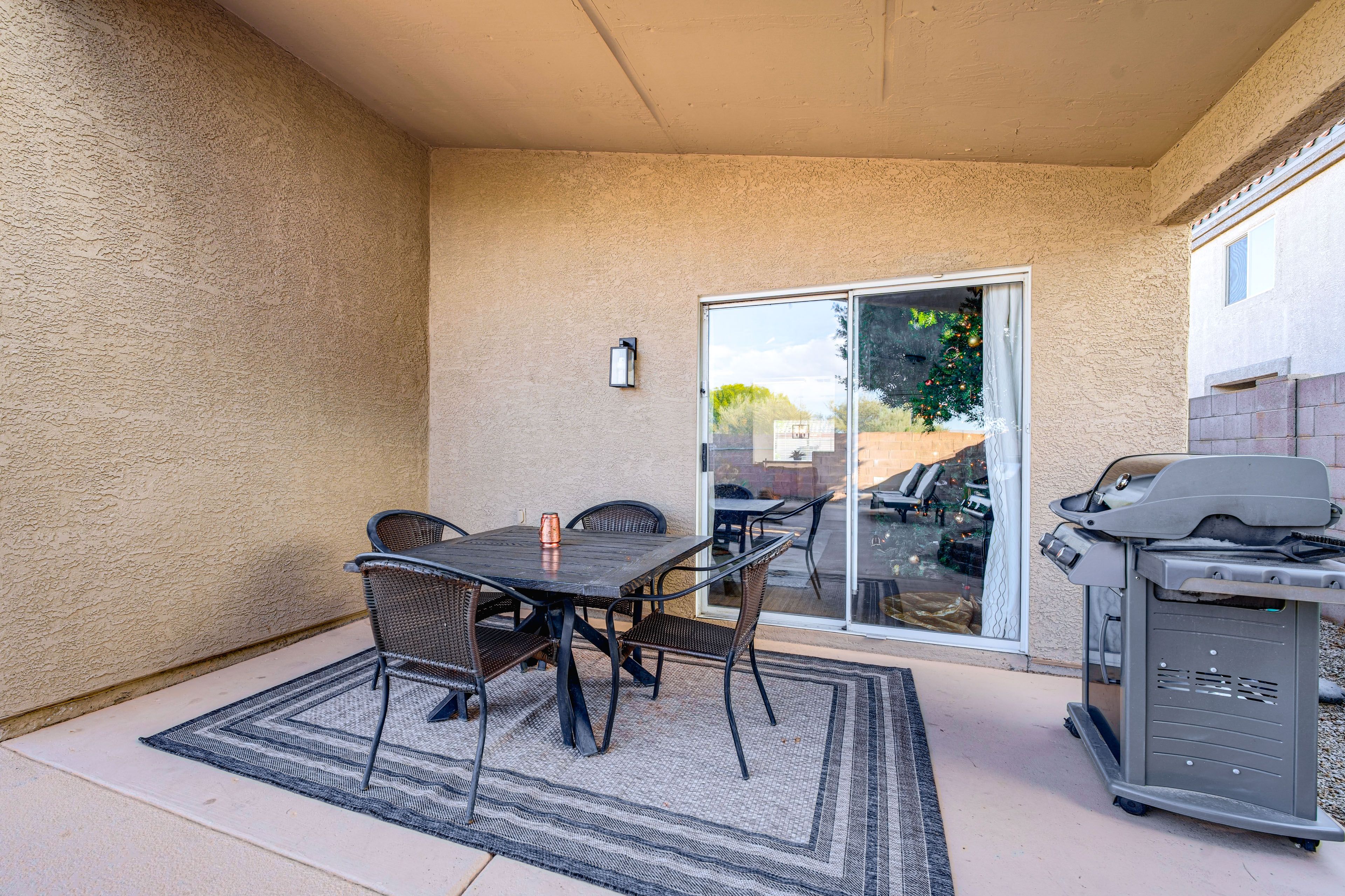 Covered Patio | Dining Area