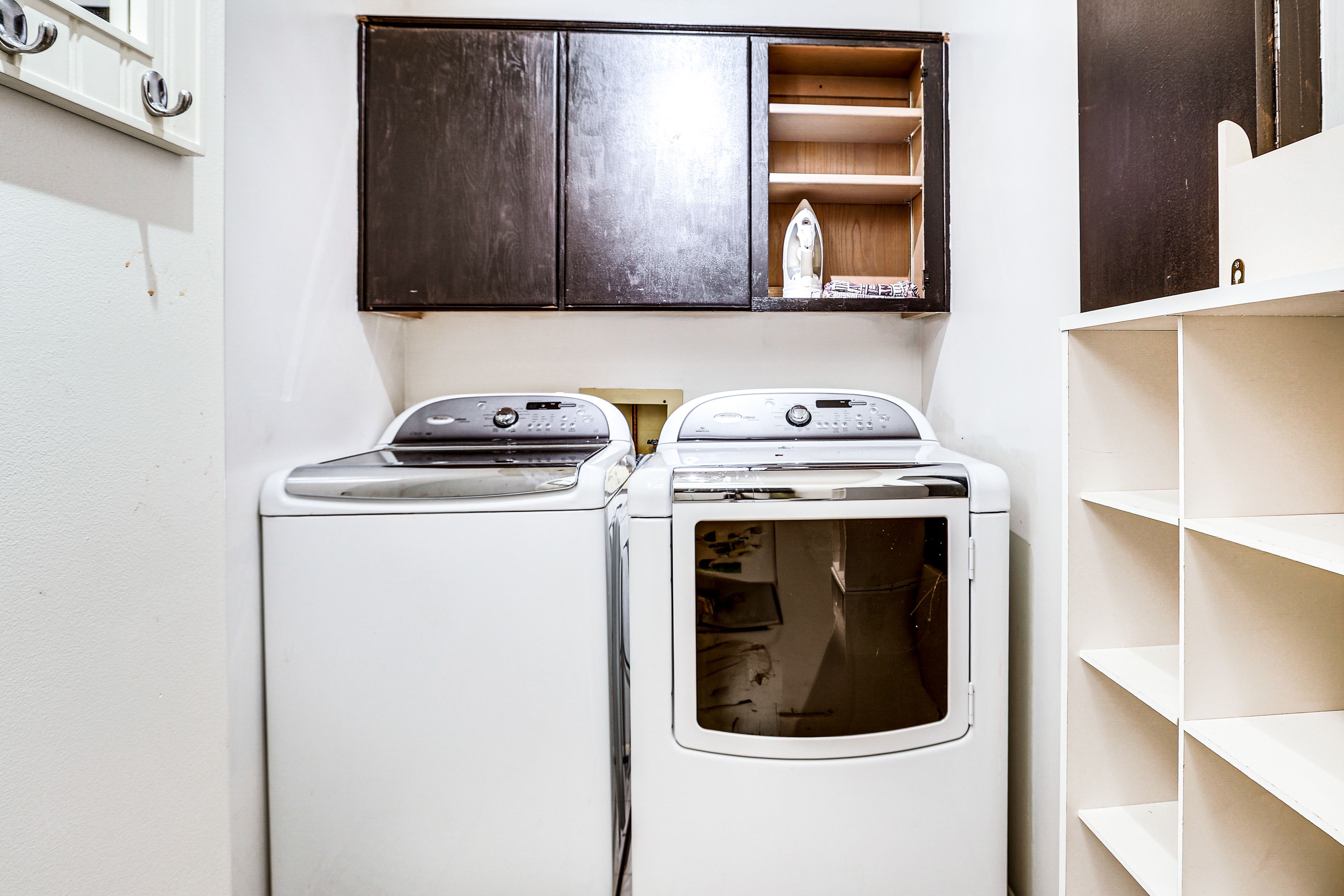 Laundry Room | Washer & Dryer