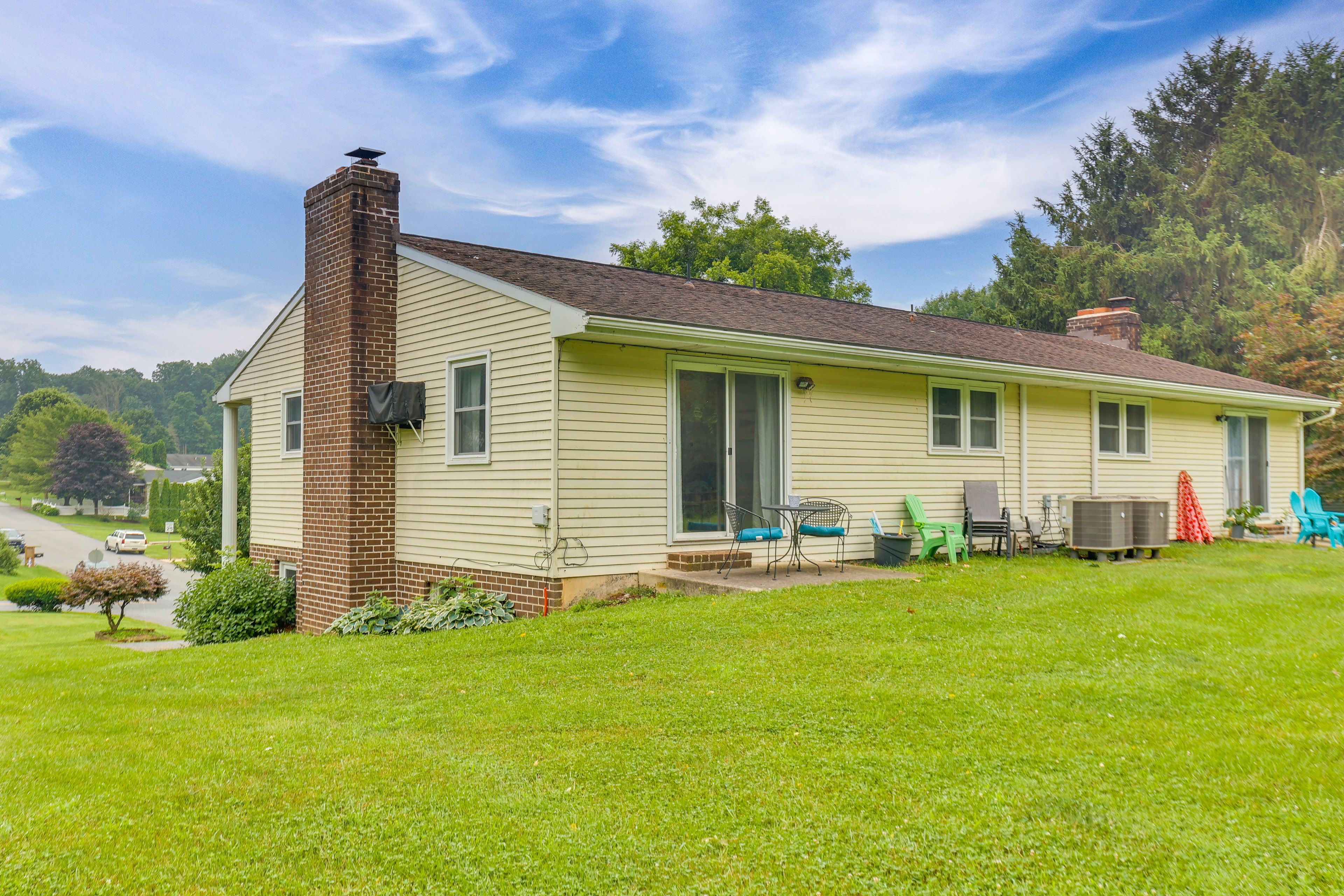 Outdoor Space | Furnished Patio | Horse Farm Views