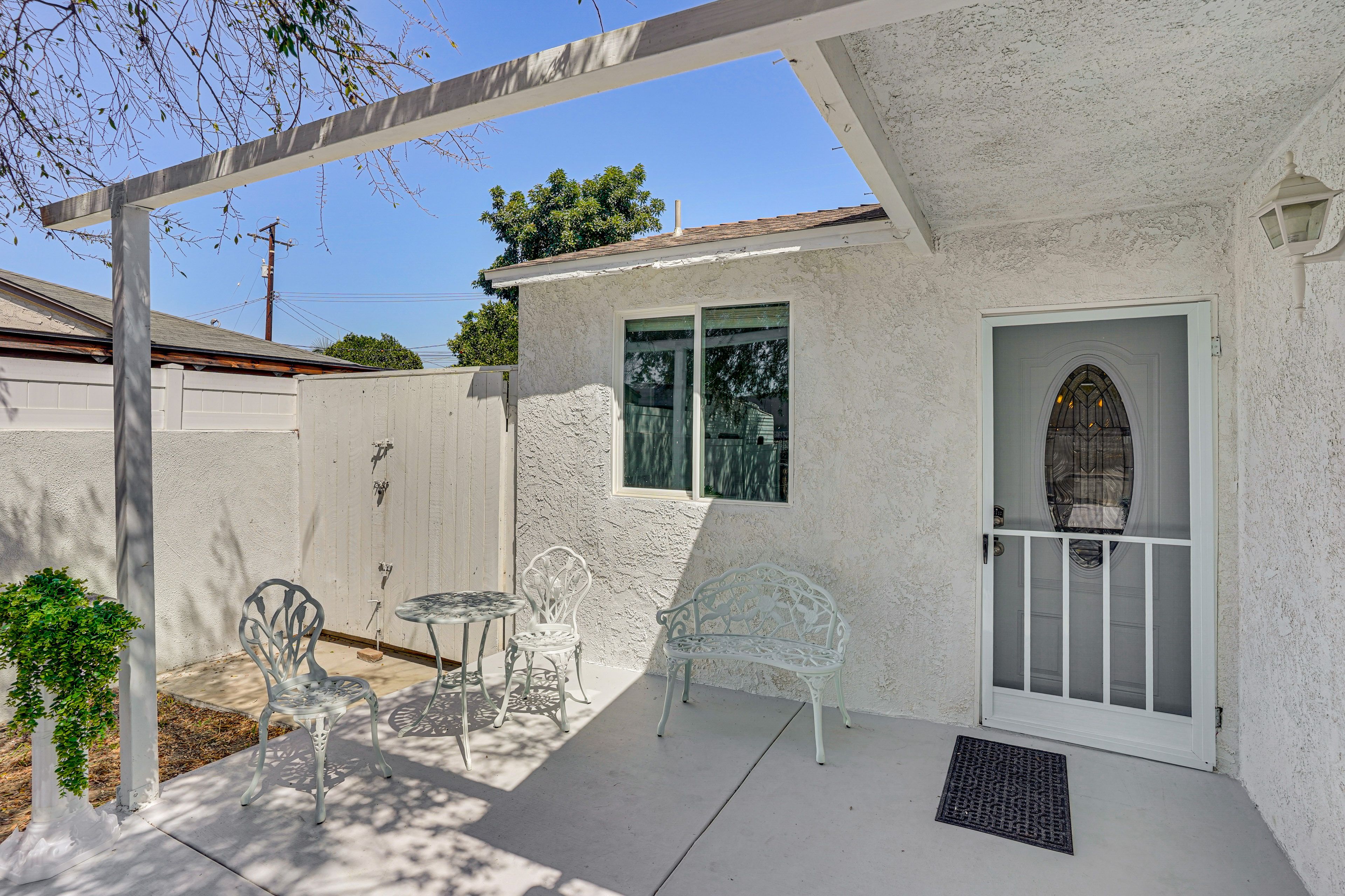 Furnished Patio | 12 Mi to Knott's Berry Farm