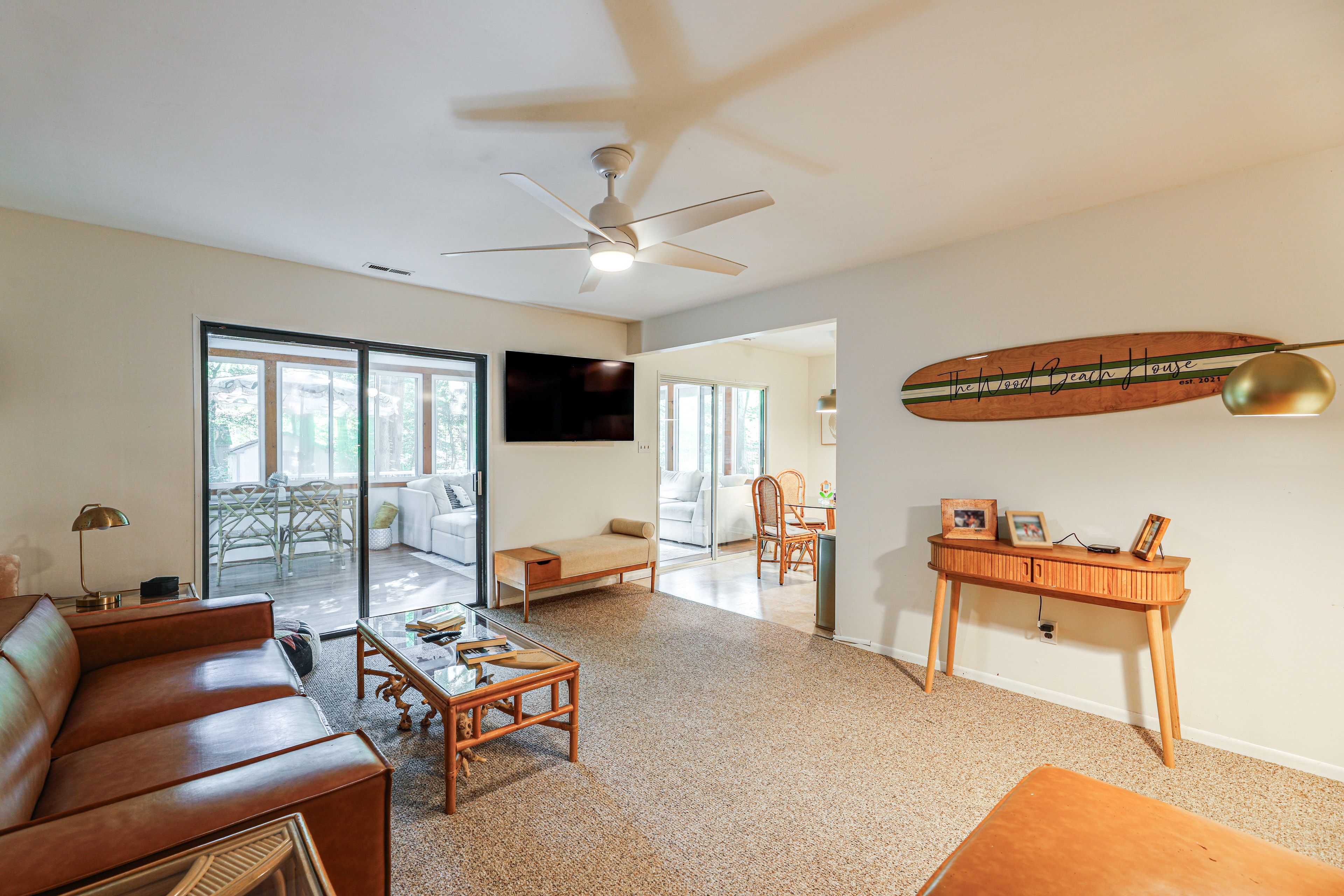 Living Room | Central A/C & Heat