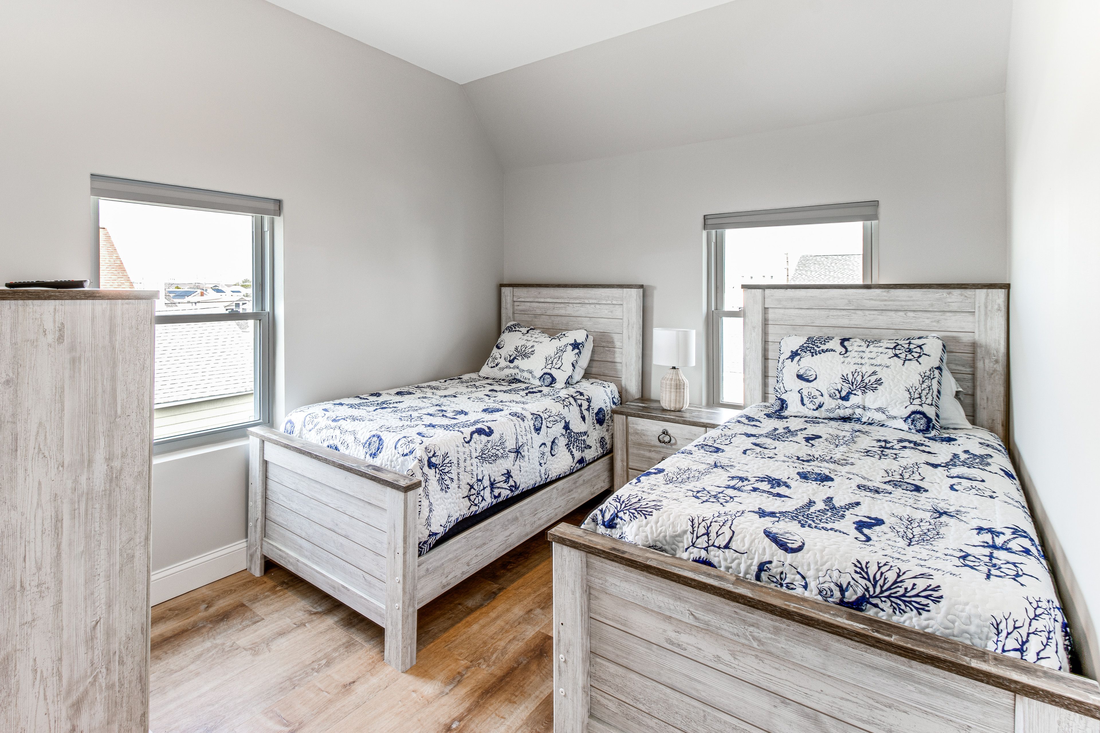 Bedroom 4 | 2nd Floor | 2 Twin Beds | Smart TV