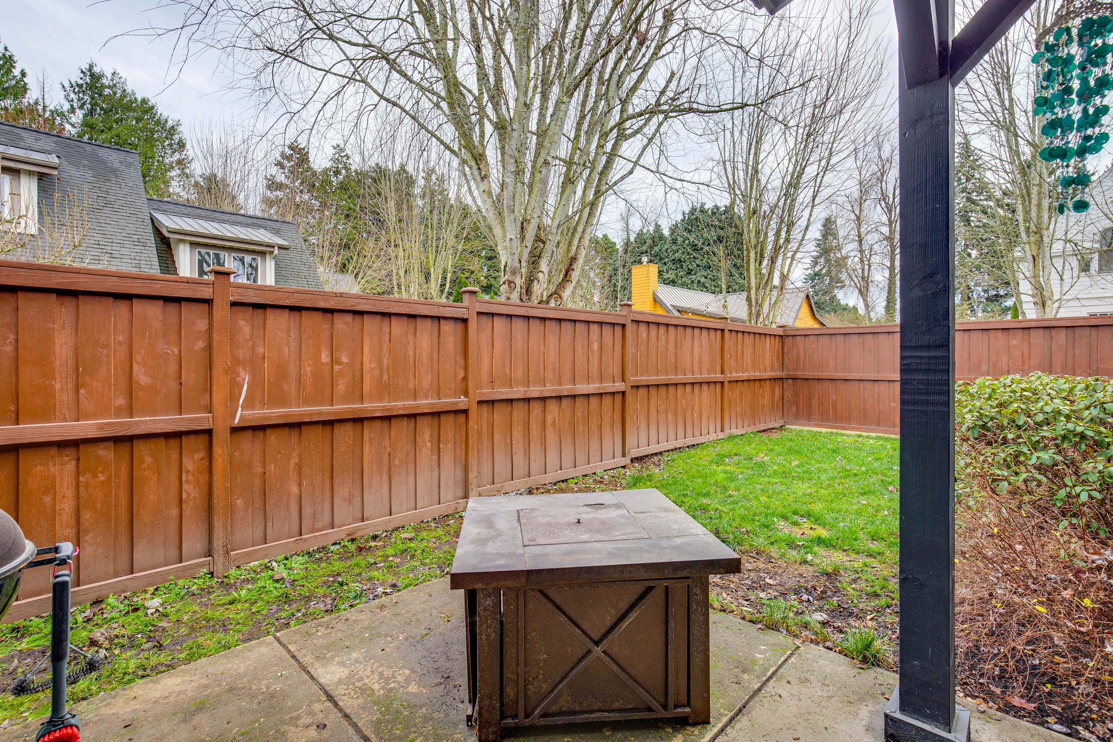 Covered Patio | Outdoor Seating