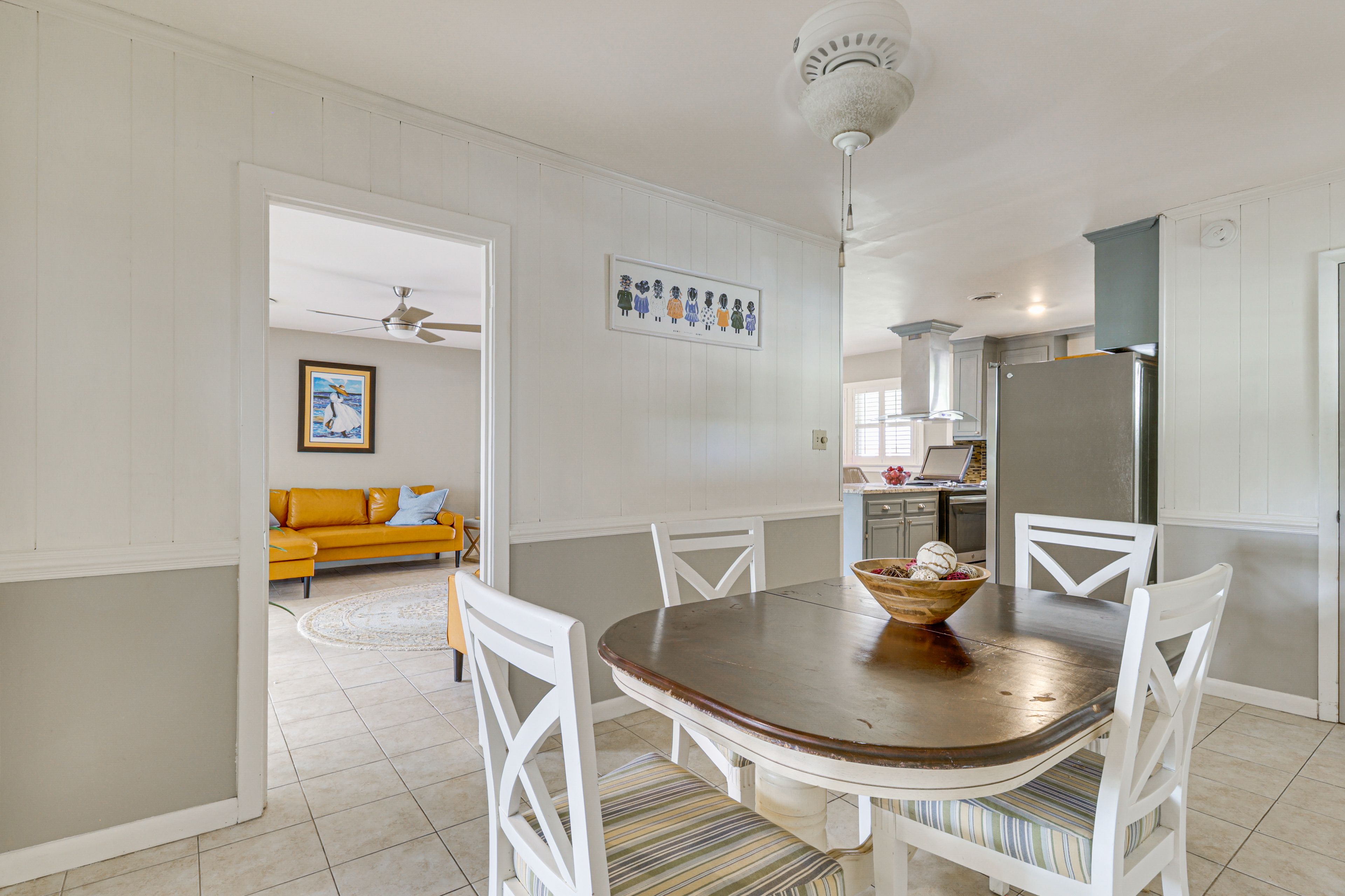 Dining Area | Dishware & Flatware