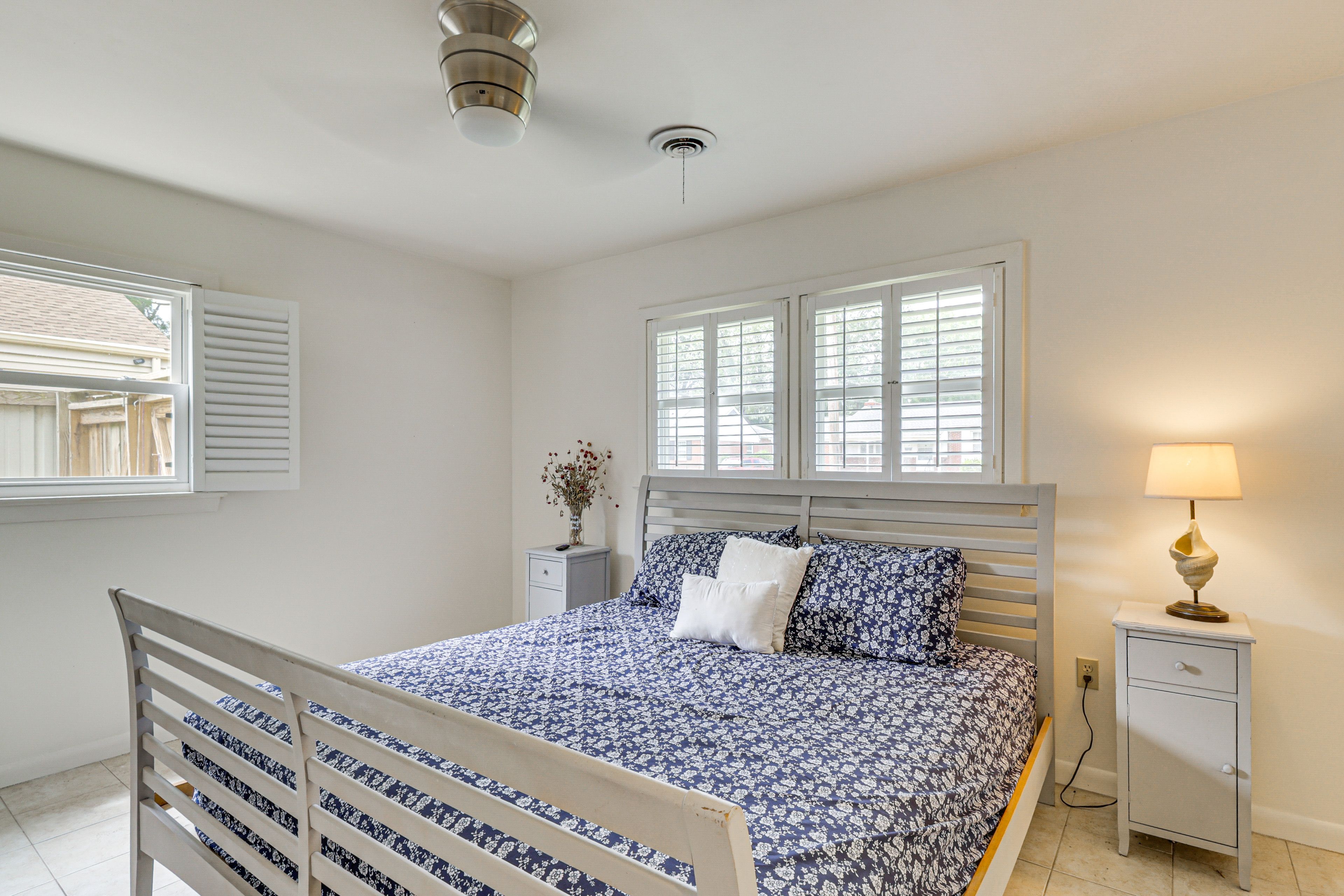 Bedroom 1 | King Bed | En-Suite Bathroom | Walk-In Closet