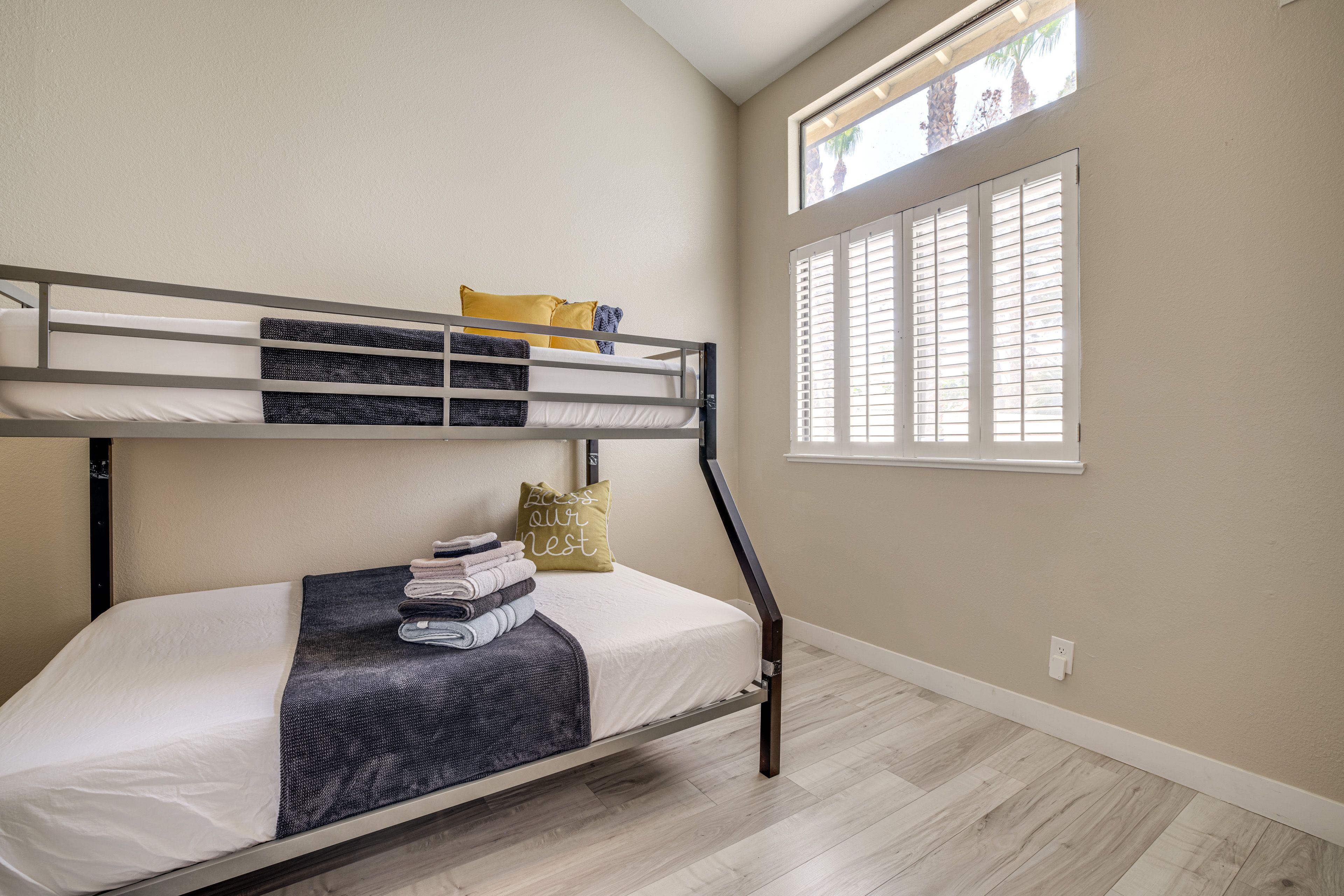 Bedroom 1 | Twin/Full Bunk Bed | 1st Floor
