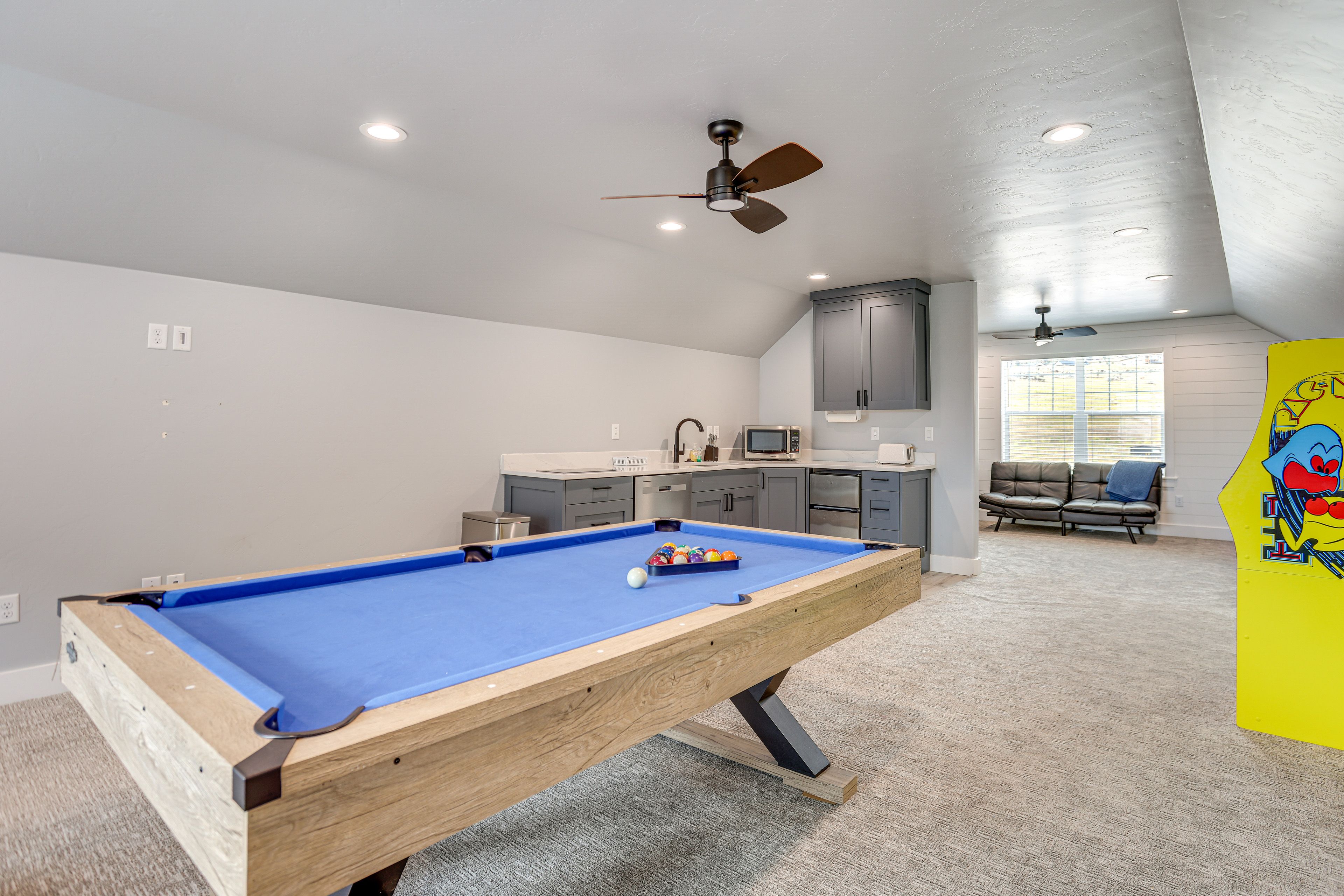 Bedroom 6 (Detached Game Room) | 2nd Floor | Skee-Ball Machine