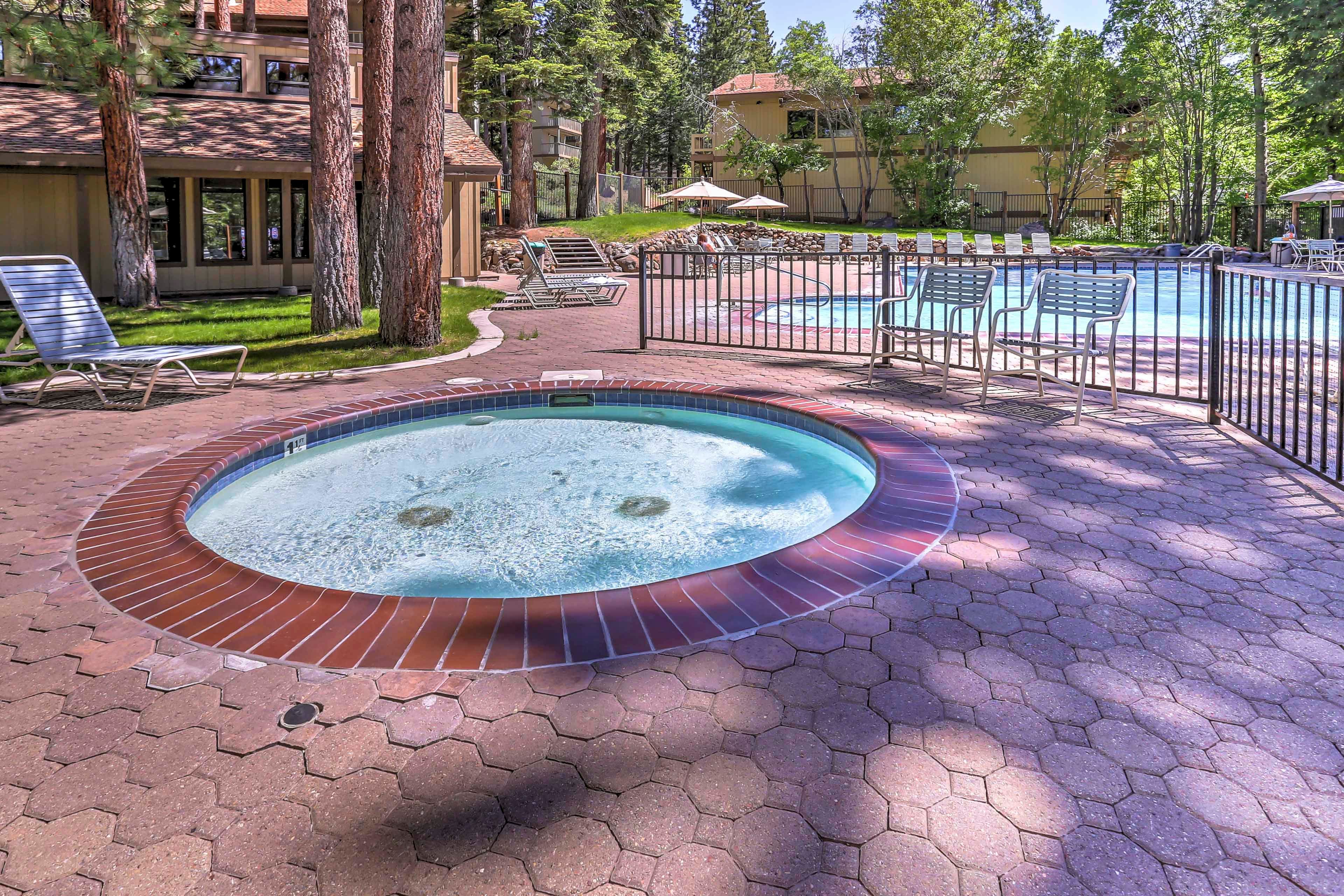 Kingswoods Village | Community Amenities