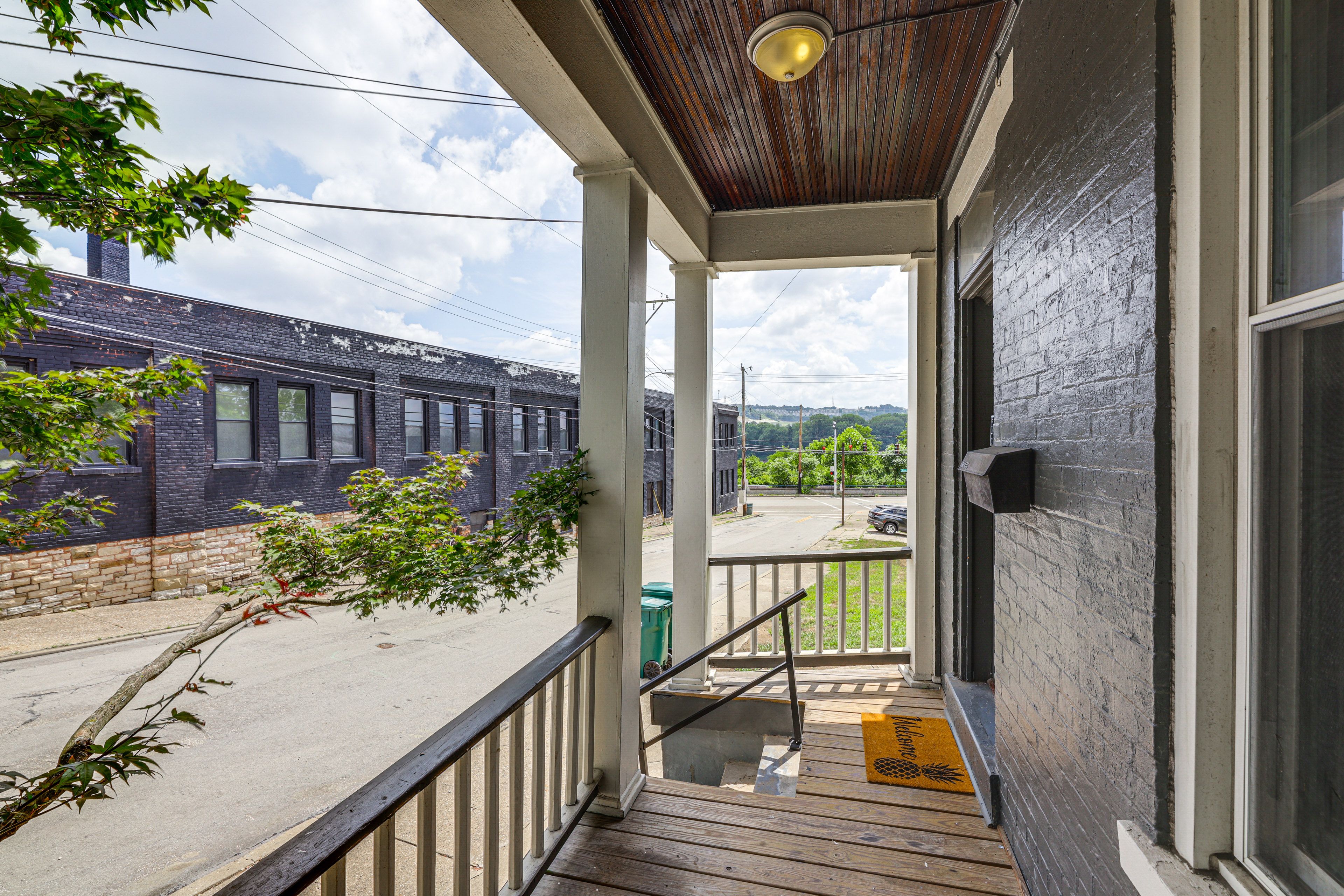Front Porch | Private Entrance