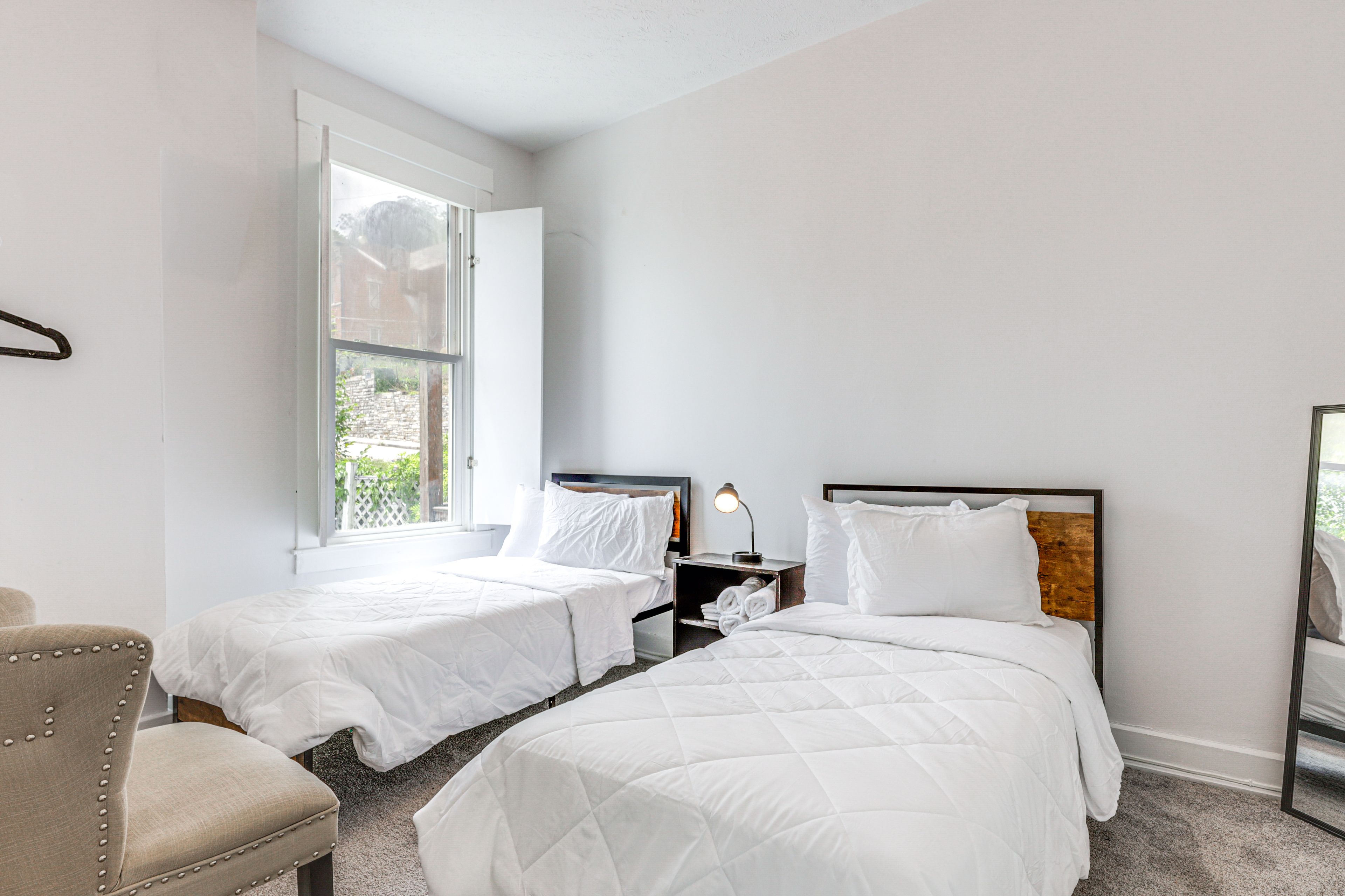 Bedroom 2 | 2 Twin Beds | 2nd Floor