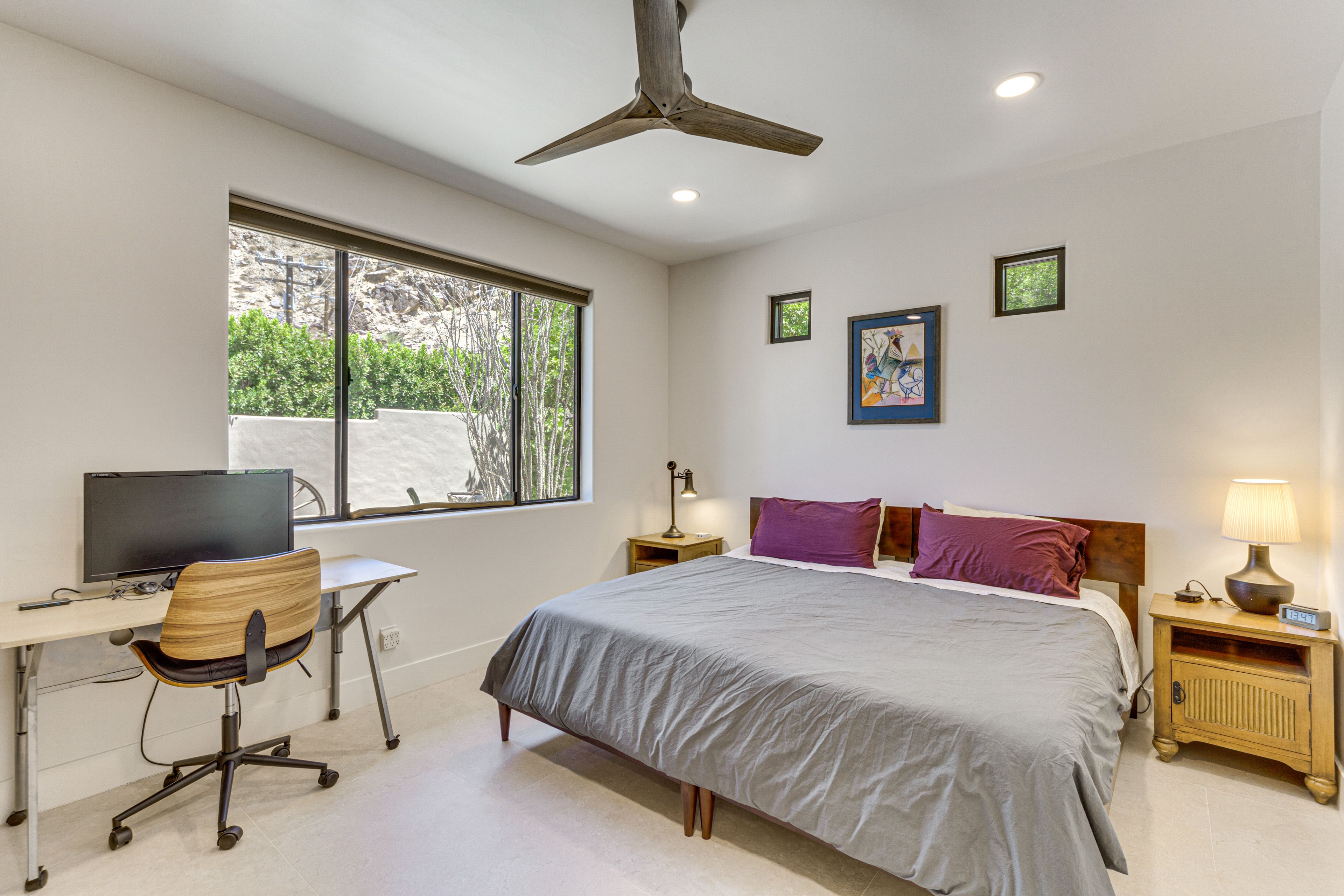 Bedroom 2 | King Bed (Converts to 2 Twin Beds) | Desk