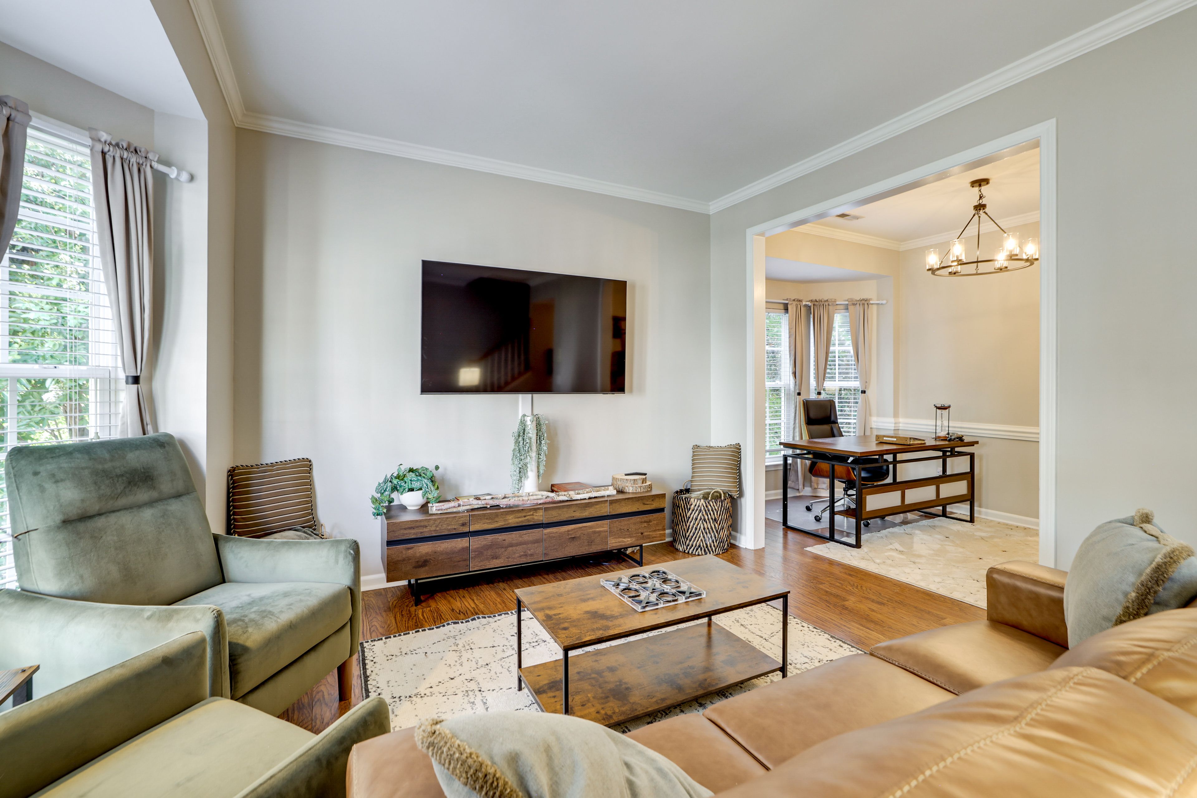 Living Room | Main Floor | Queen Sleeper Sofa