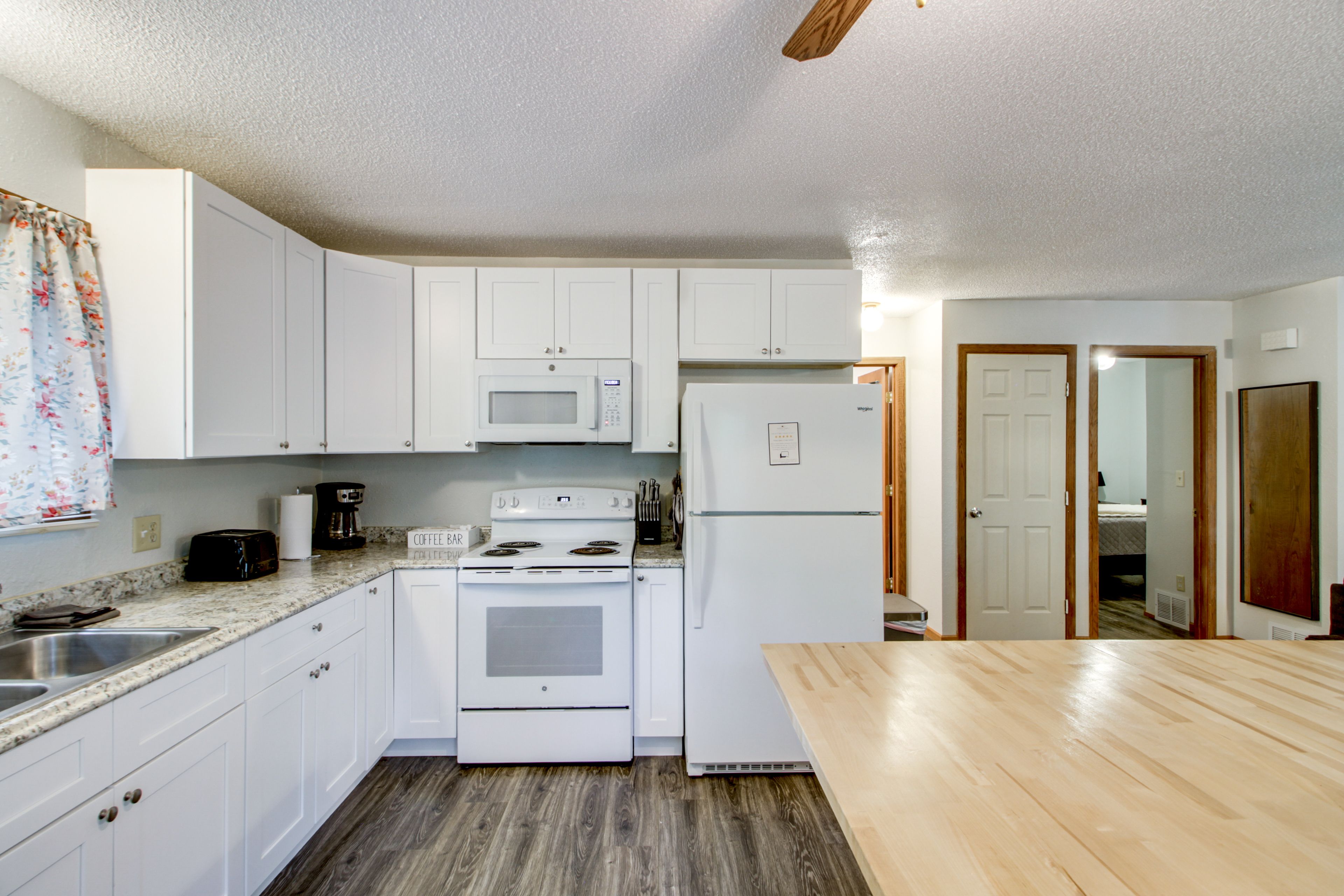 Kitchen | Cooking Basics | Main Floor