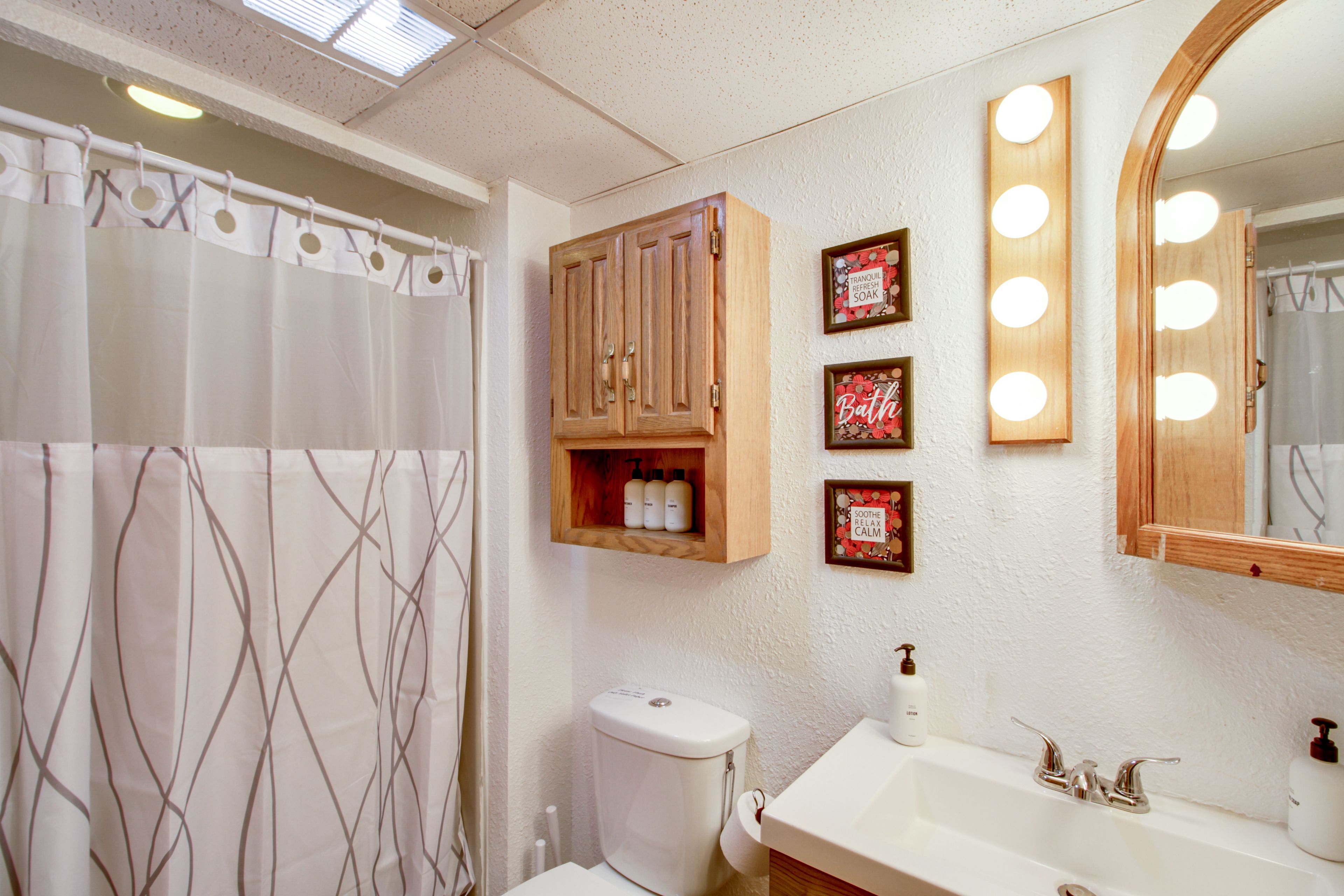 Full Bathroom | Basement