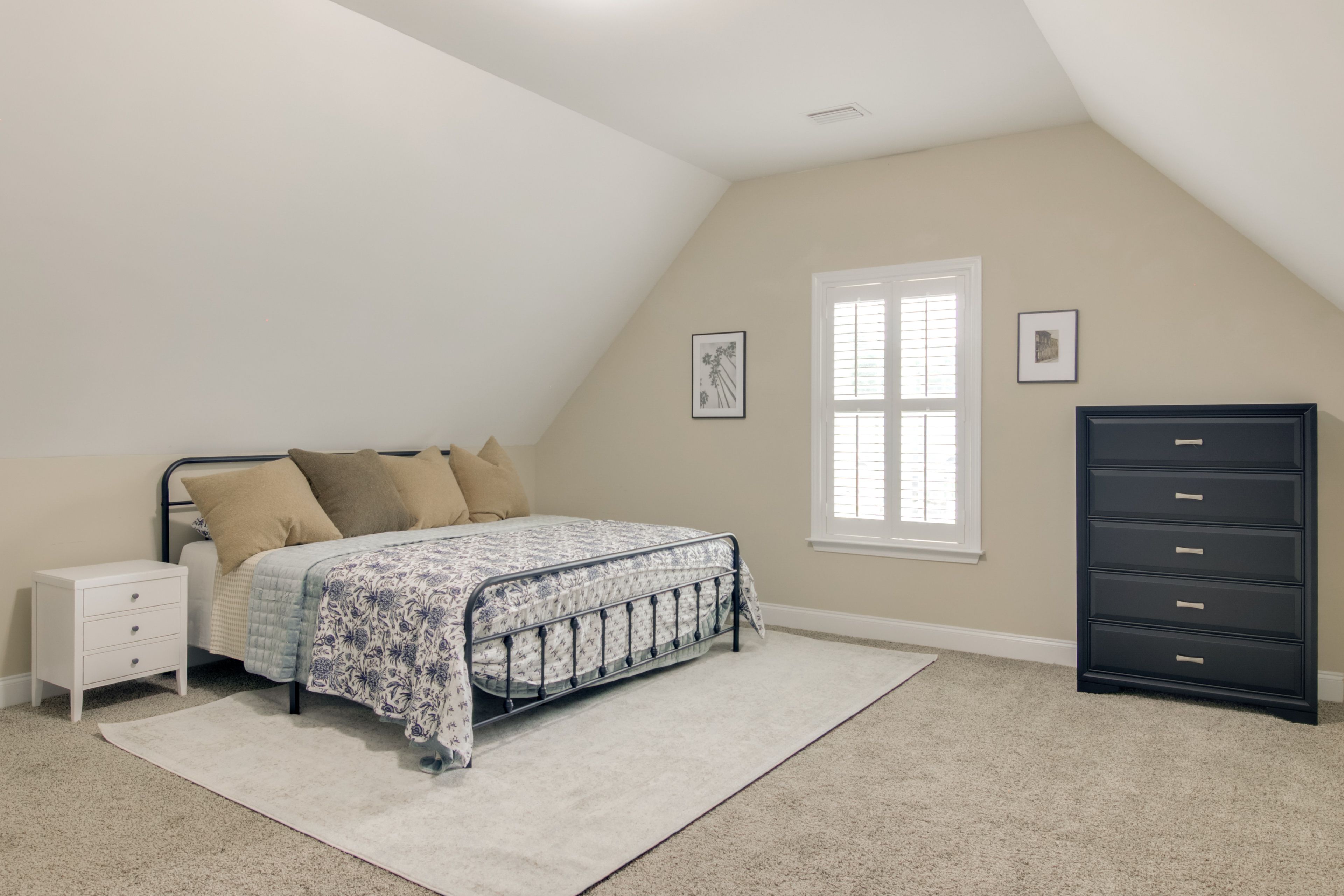 Bedroom 4 | King Bed | 2nd Floor