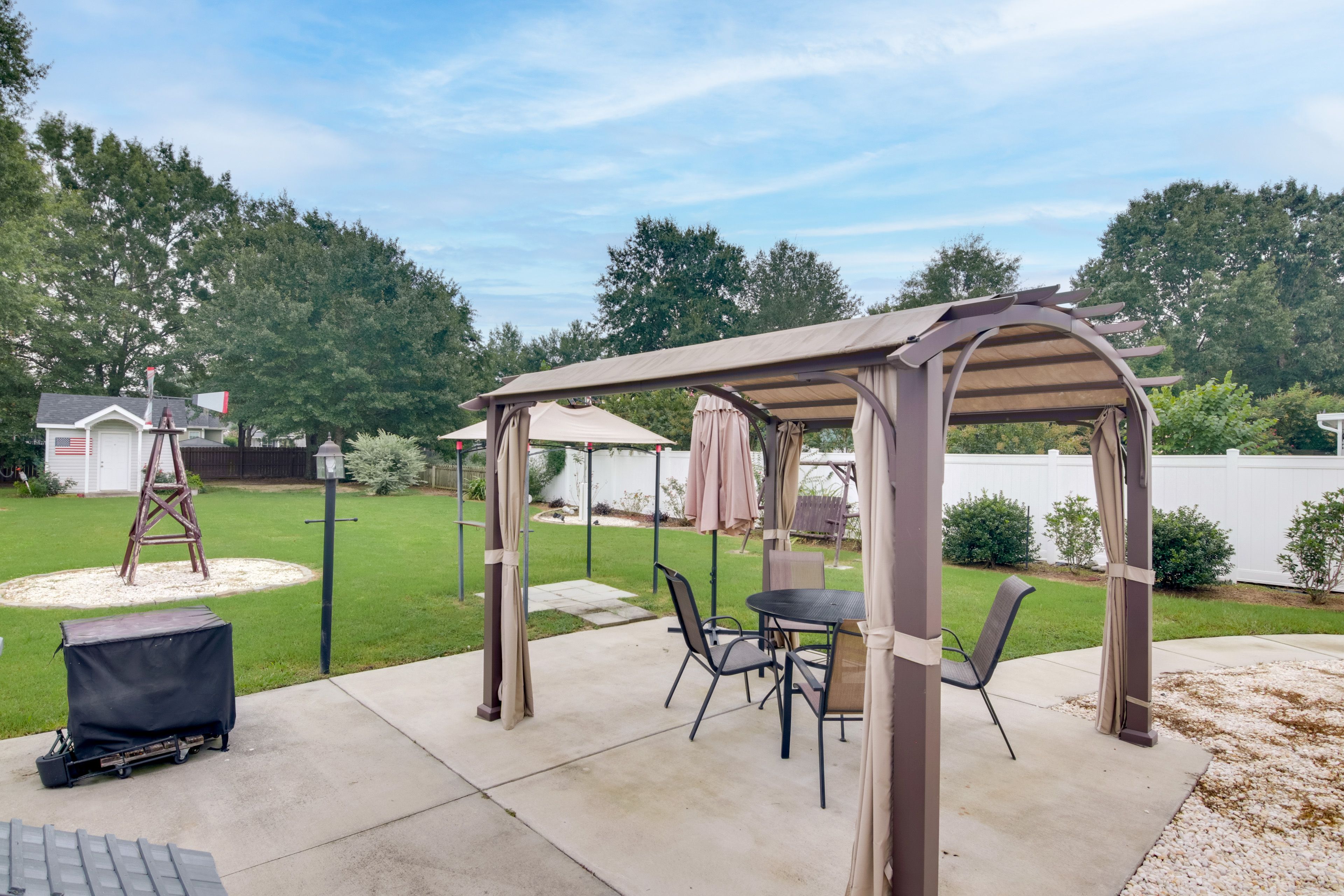 Private Patio | Outdoor Seating