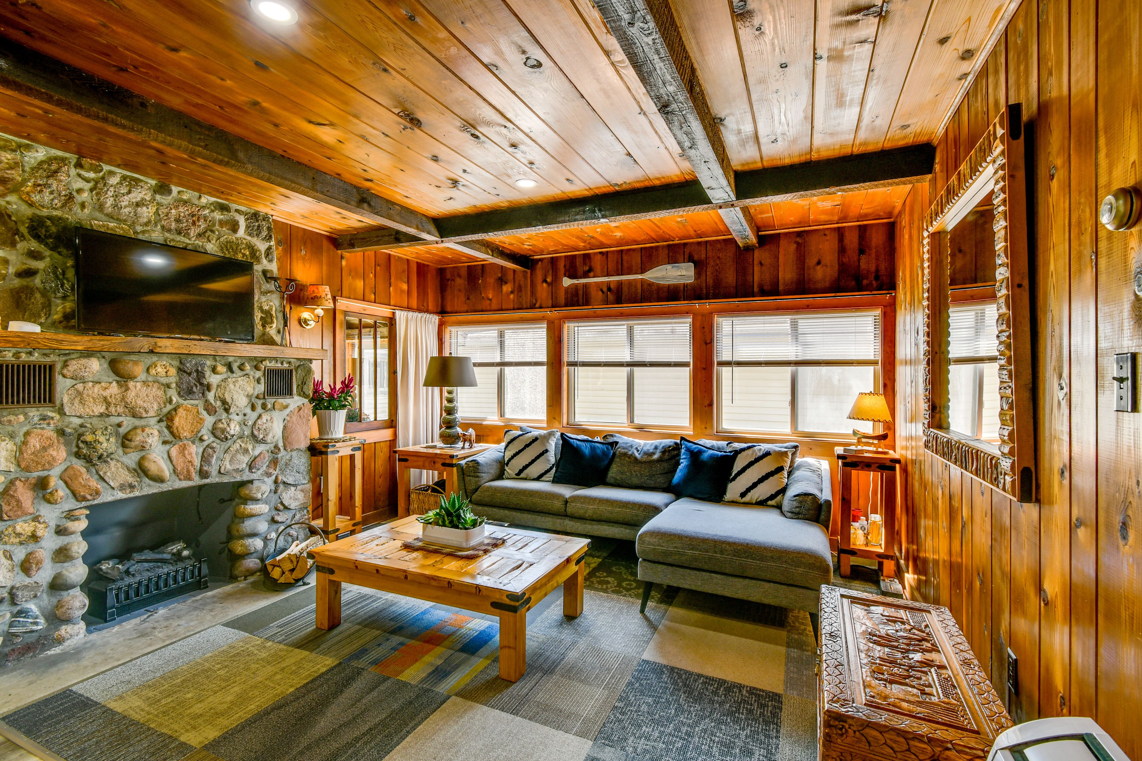 Prudenville Vacation Rental | 2BR | 1BA | 650 Sq Ft | 2 Steps Required