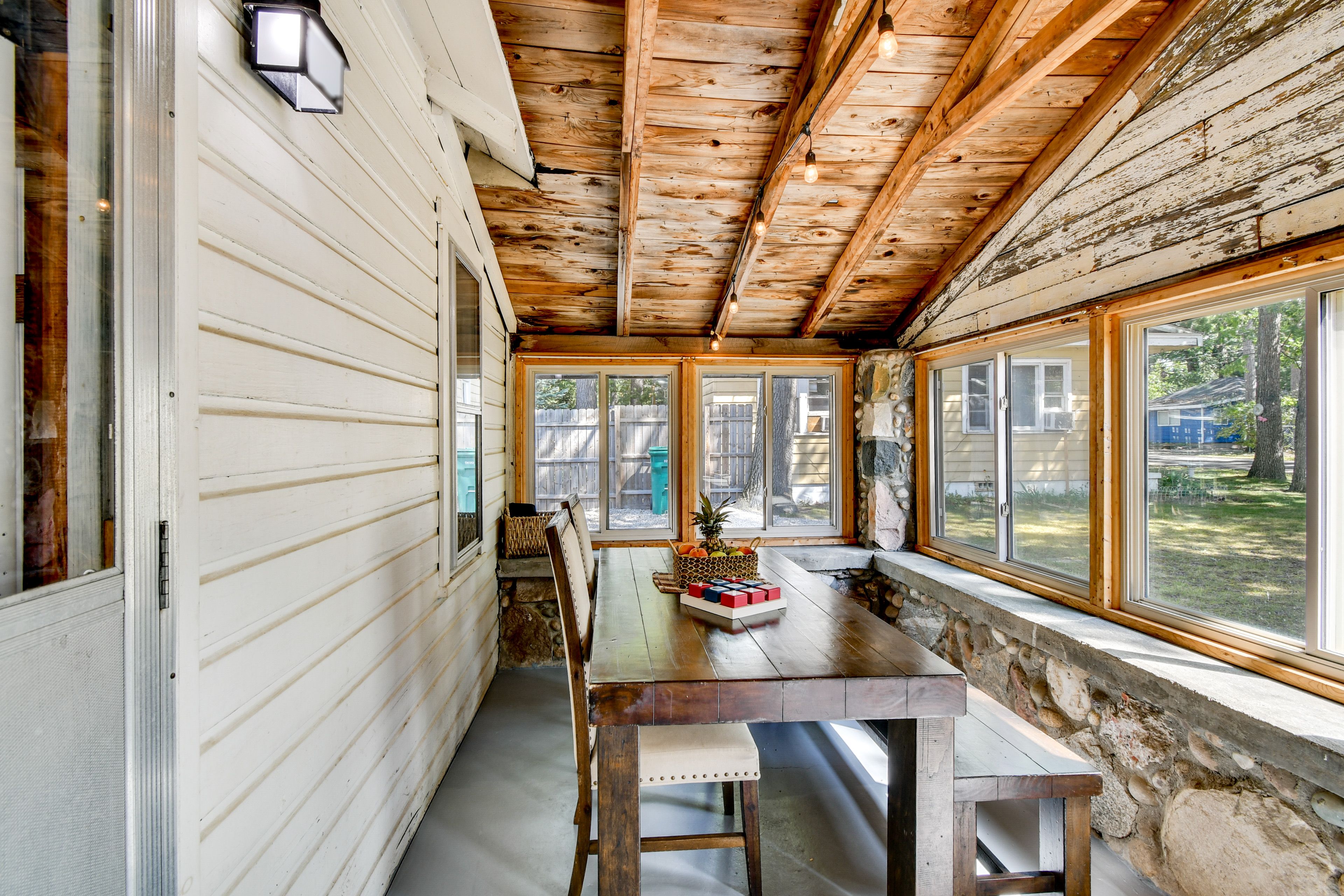 Sunroom | Dining Area