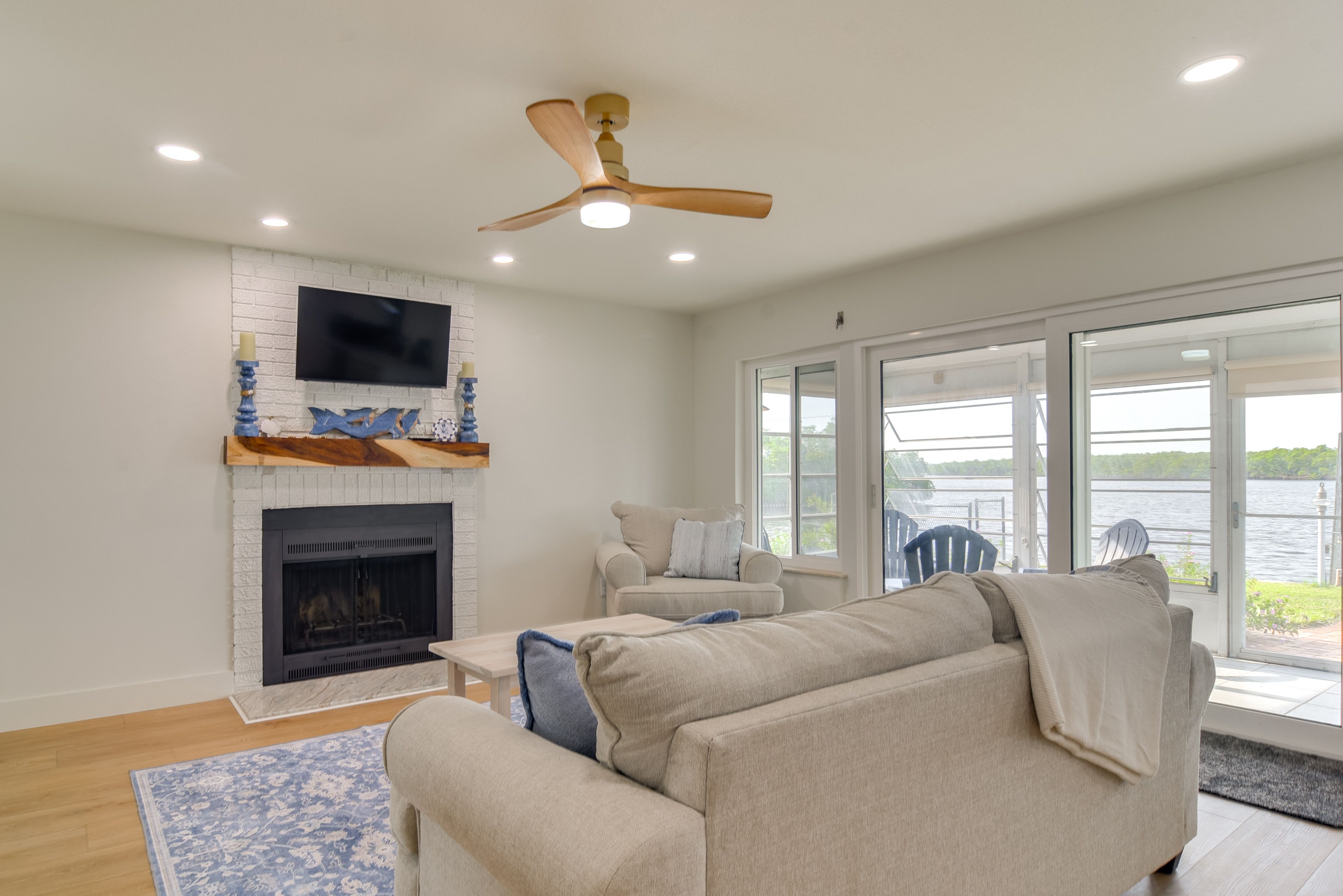 Living Room | Water Views | Smart TV | Decorative Fireplace | Queen Sleeper Sofa