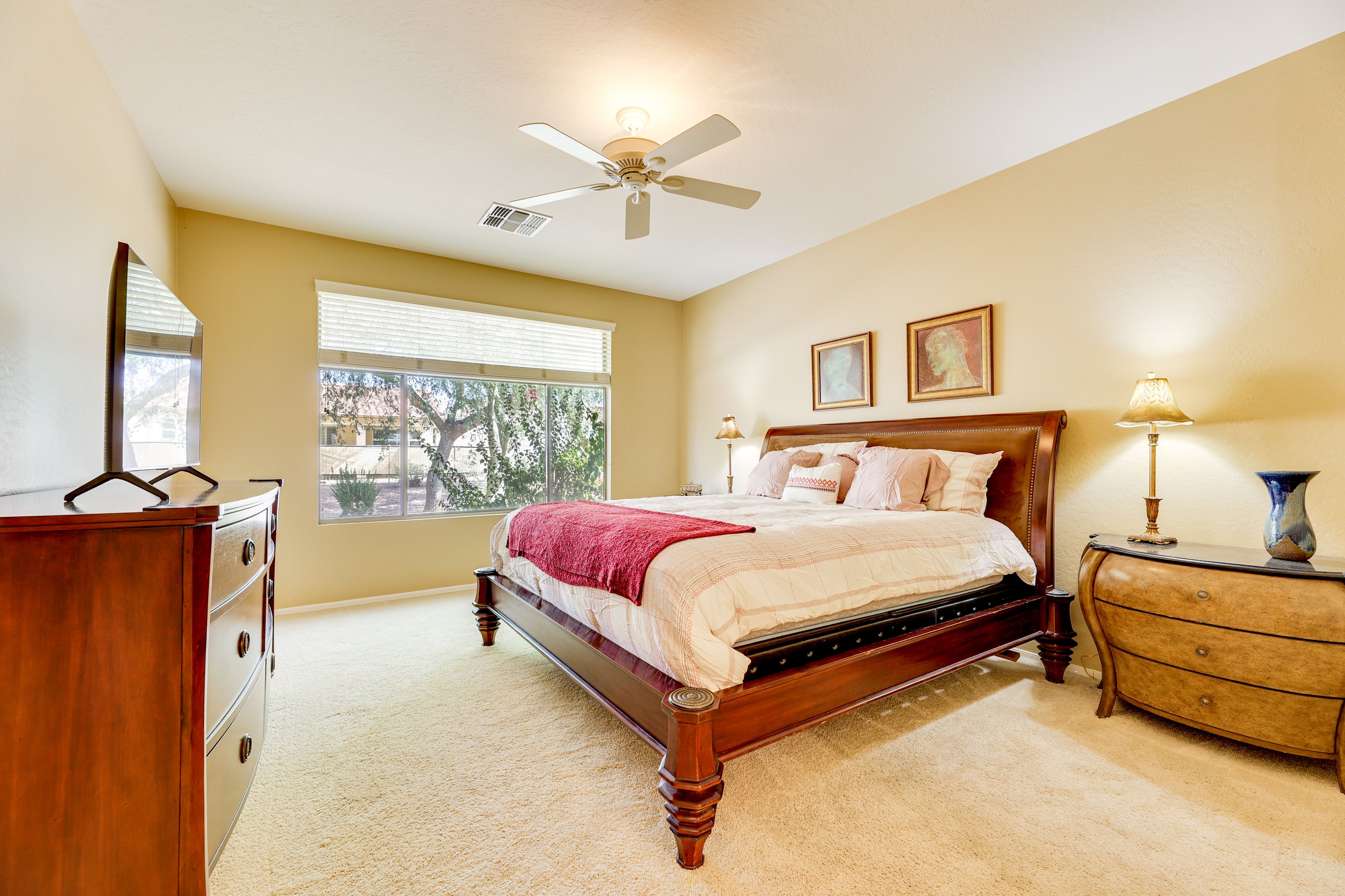 Bedroom 1 | King Bed | Linens Provided