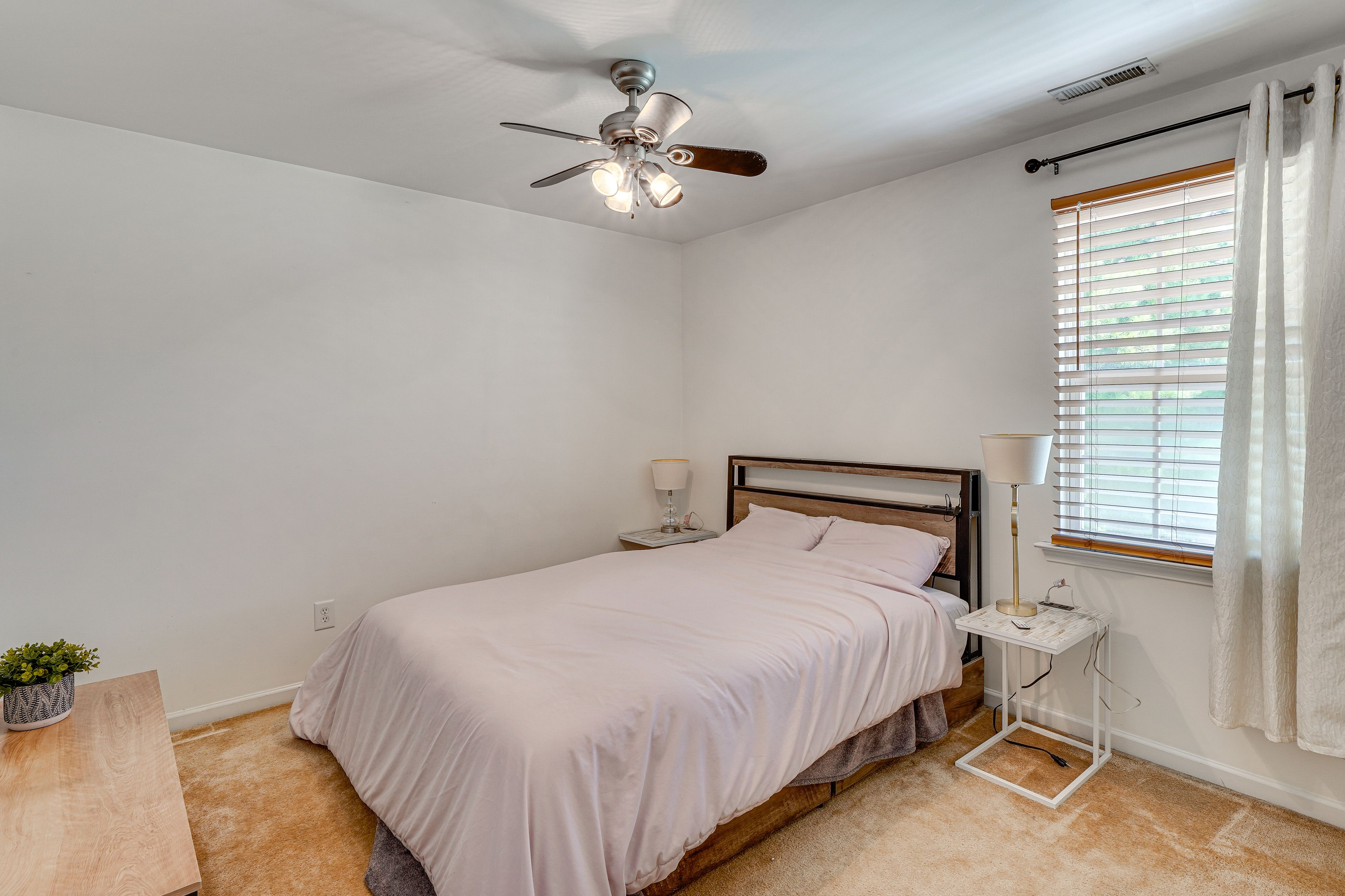 Bedroom 3 | Queen Bed | 2nd Floor