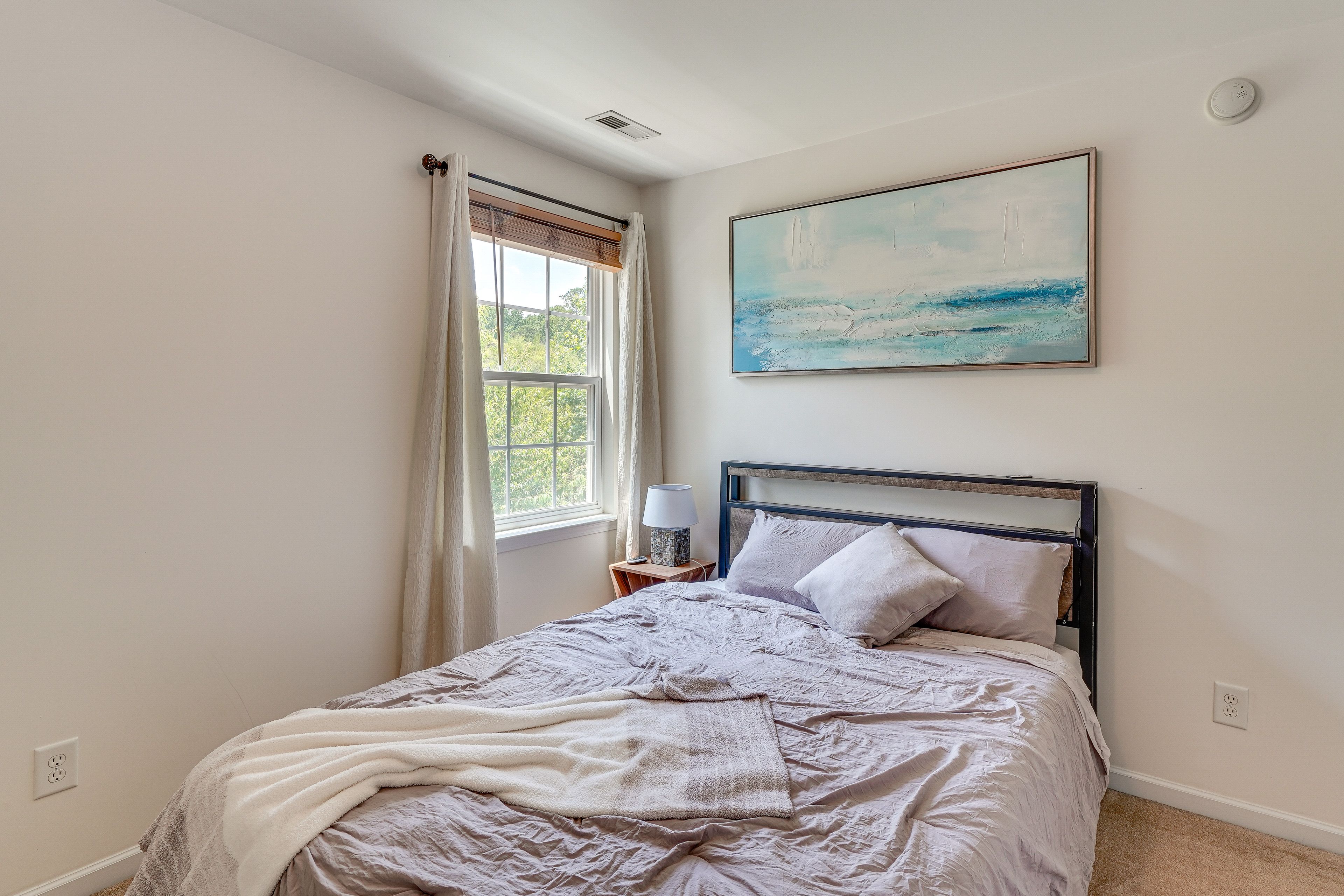 Bedroom 2 | Queen Bed | 2nd Floor