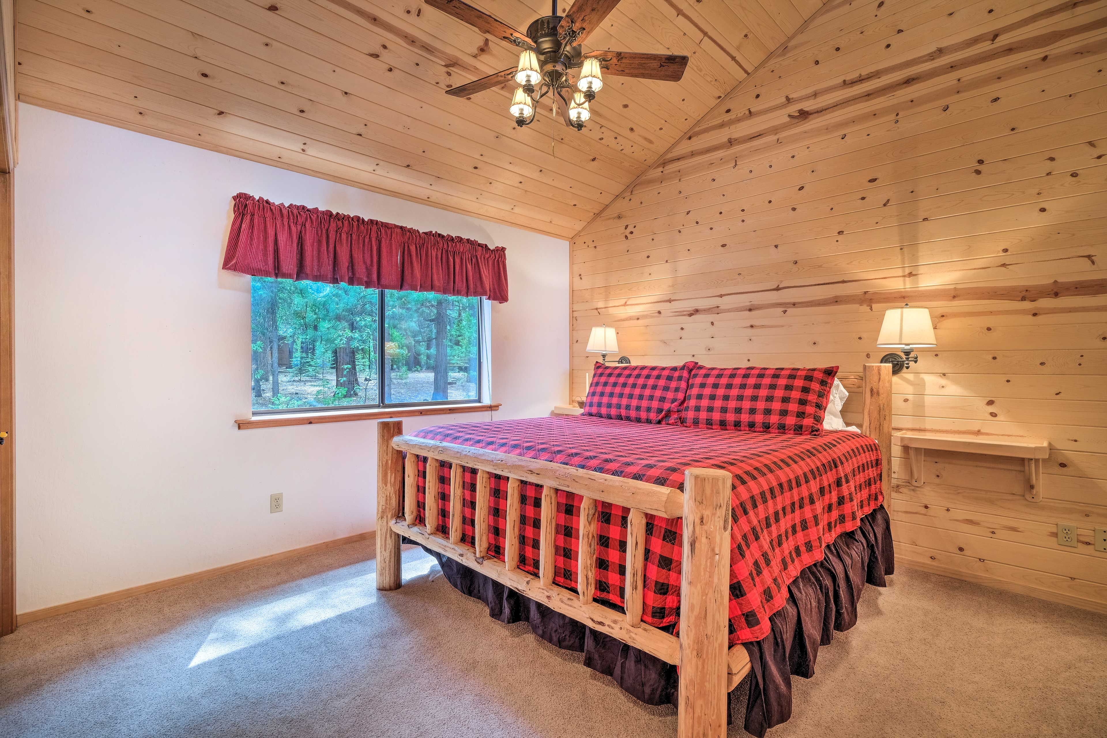 Bedroom 1 | King Bed | 2nd Floor