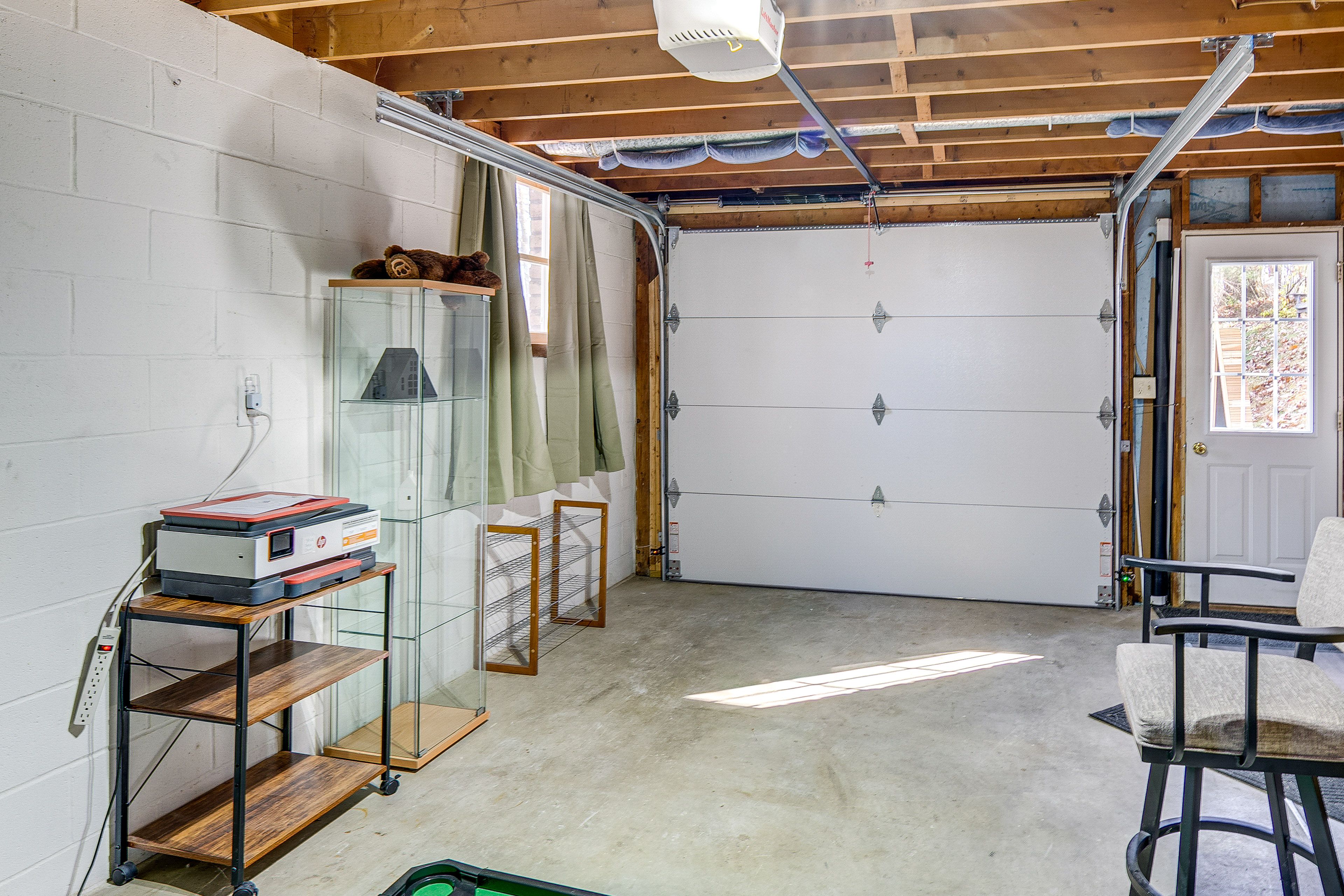 Parking | Garage (1 Vehicle) | Driveway (2 Vehicles)