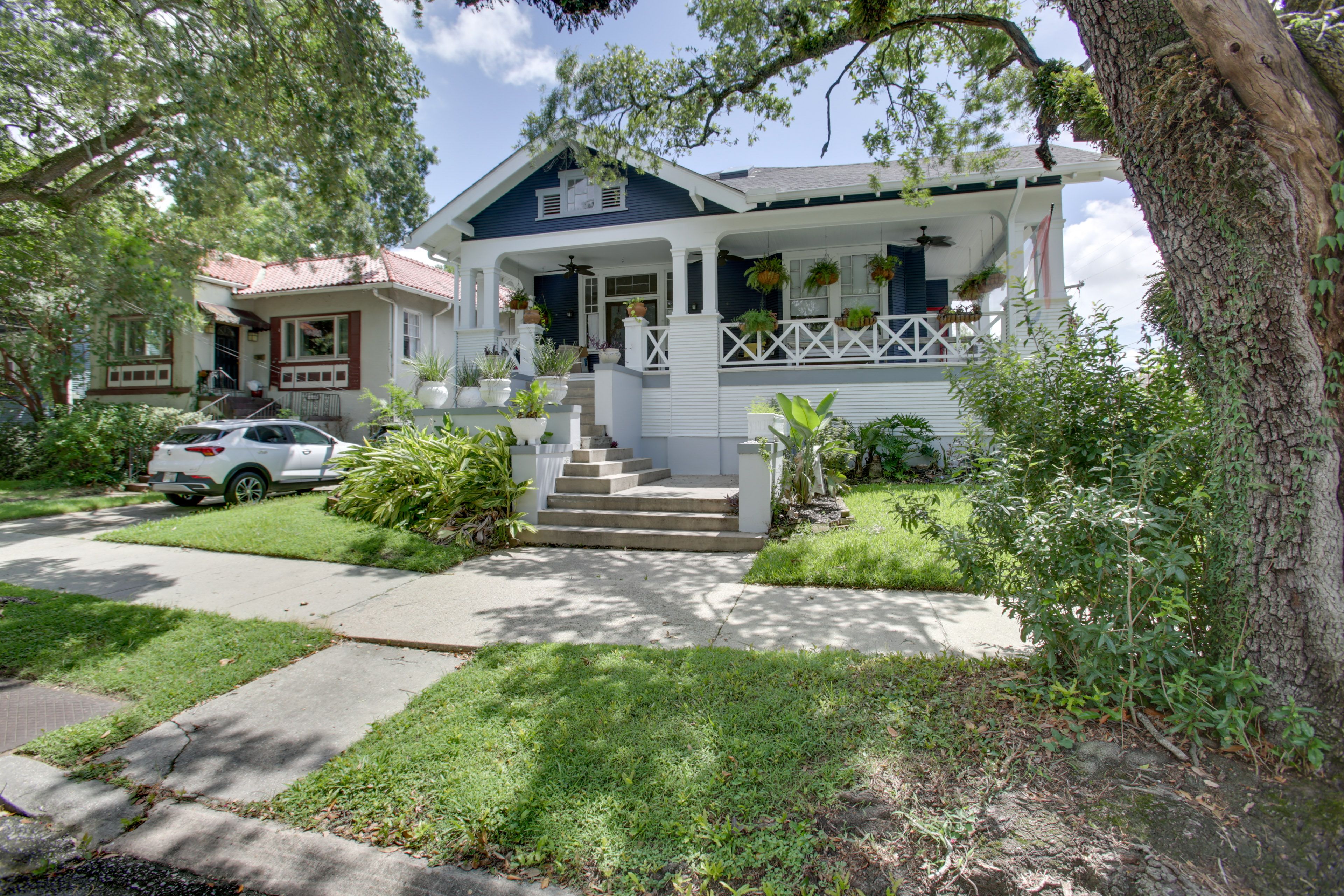 New Orleans Vacation Rental | 2BR | 1BA | Stairs Required | 1,000 Sq Ft