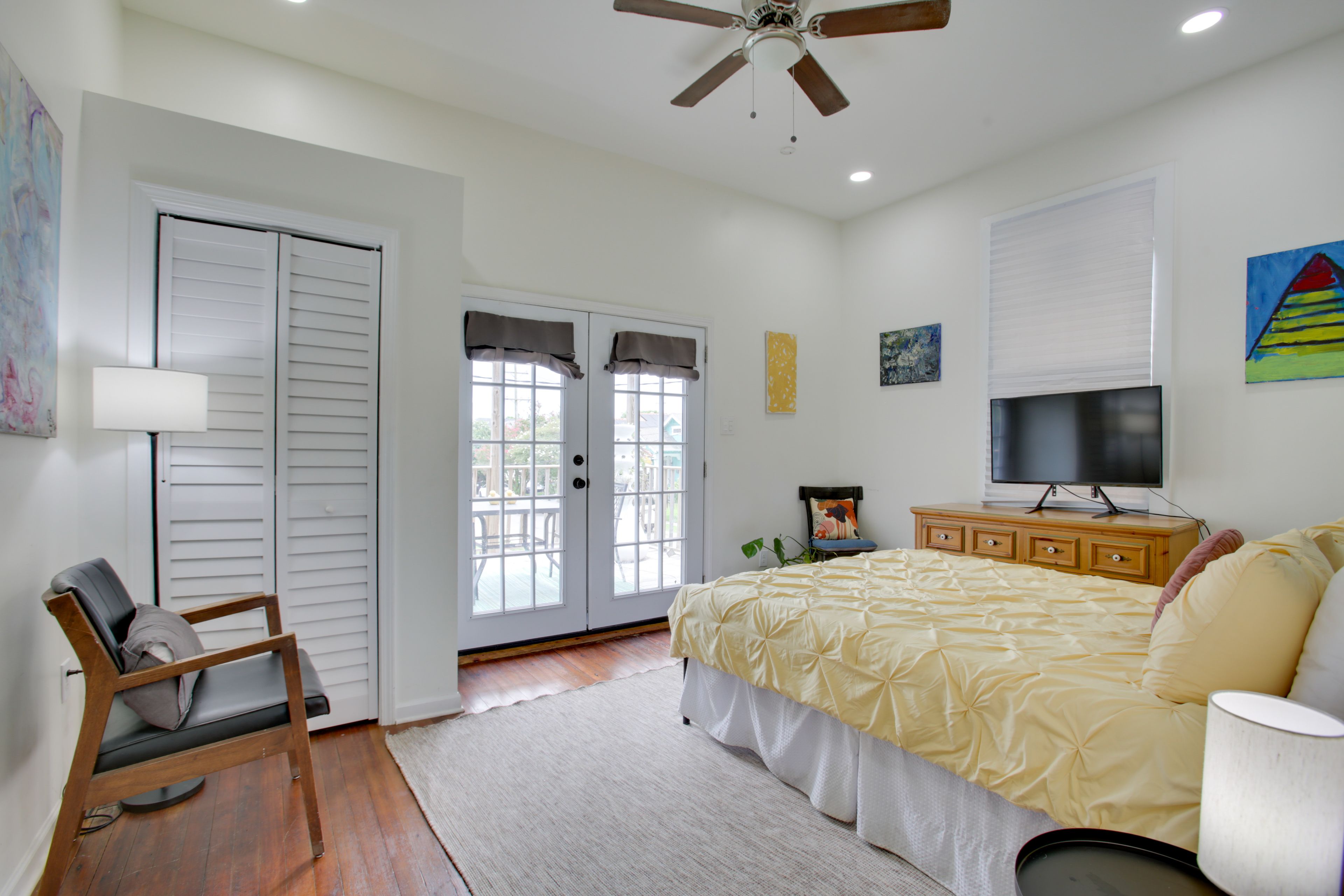 Bedroom 2 | Queen Bed