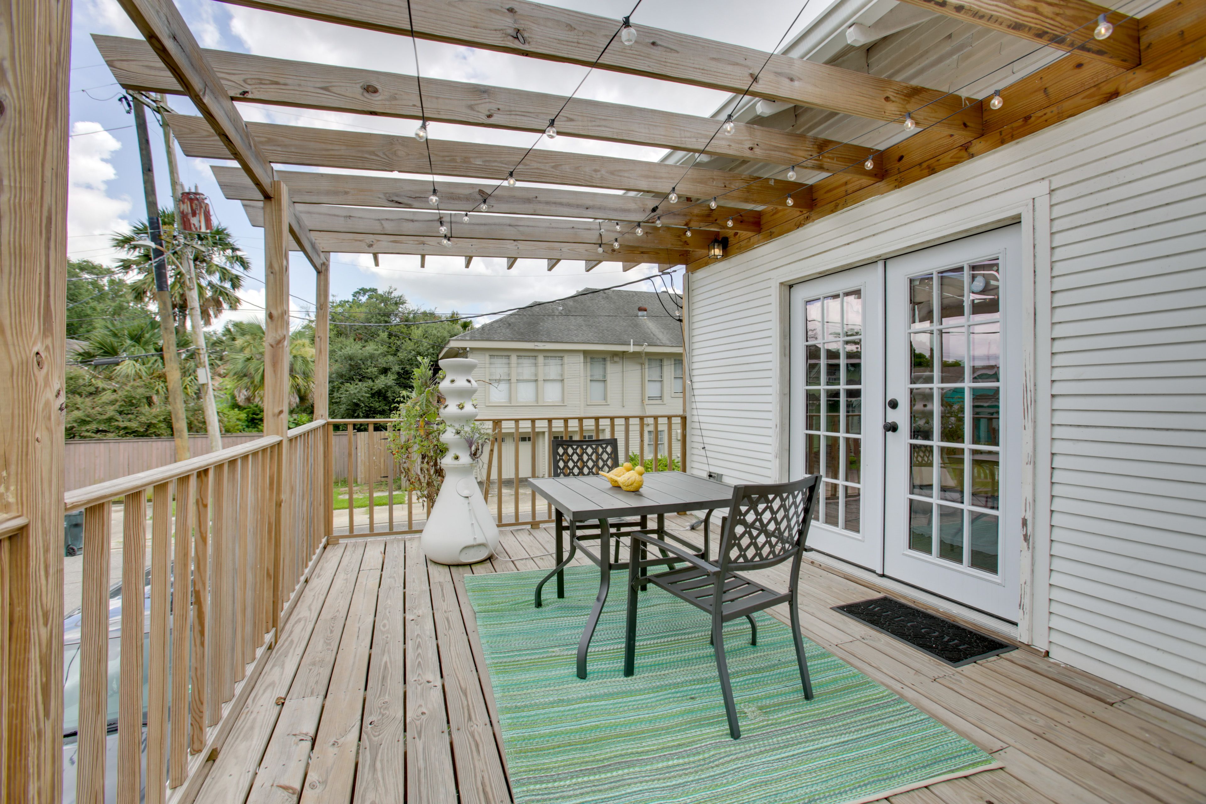 Private Deck | Outdoor Seating
