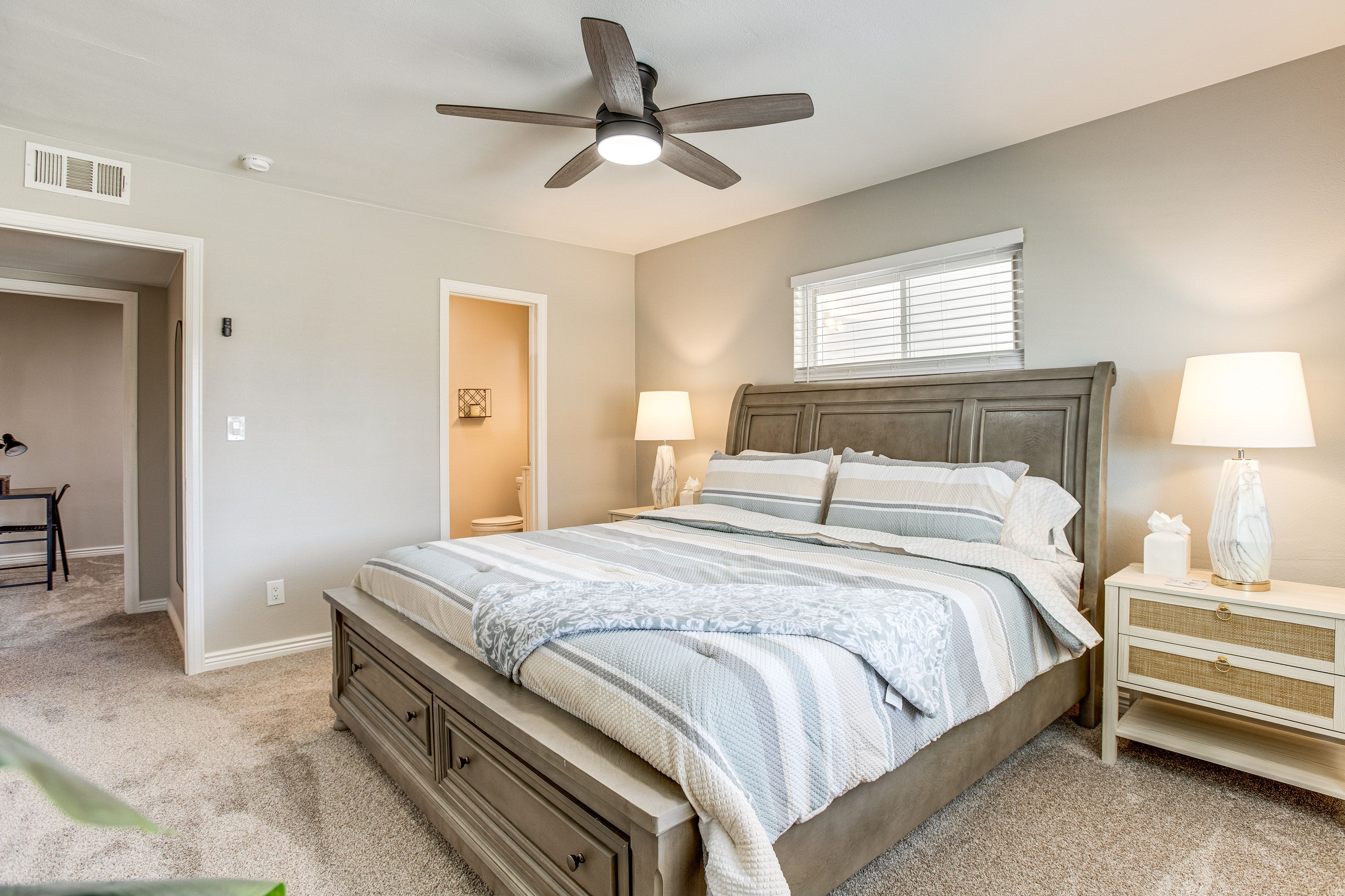 Bedroom 1 | King Bed | En-Suite Bathroom