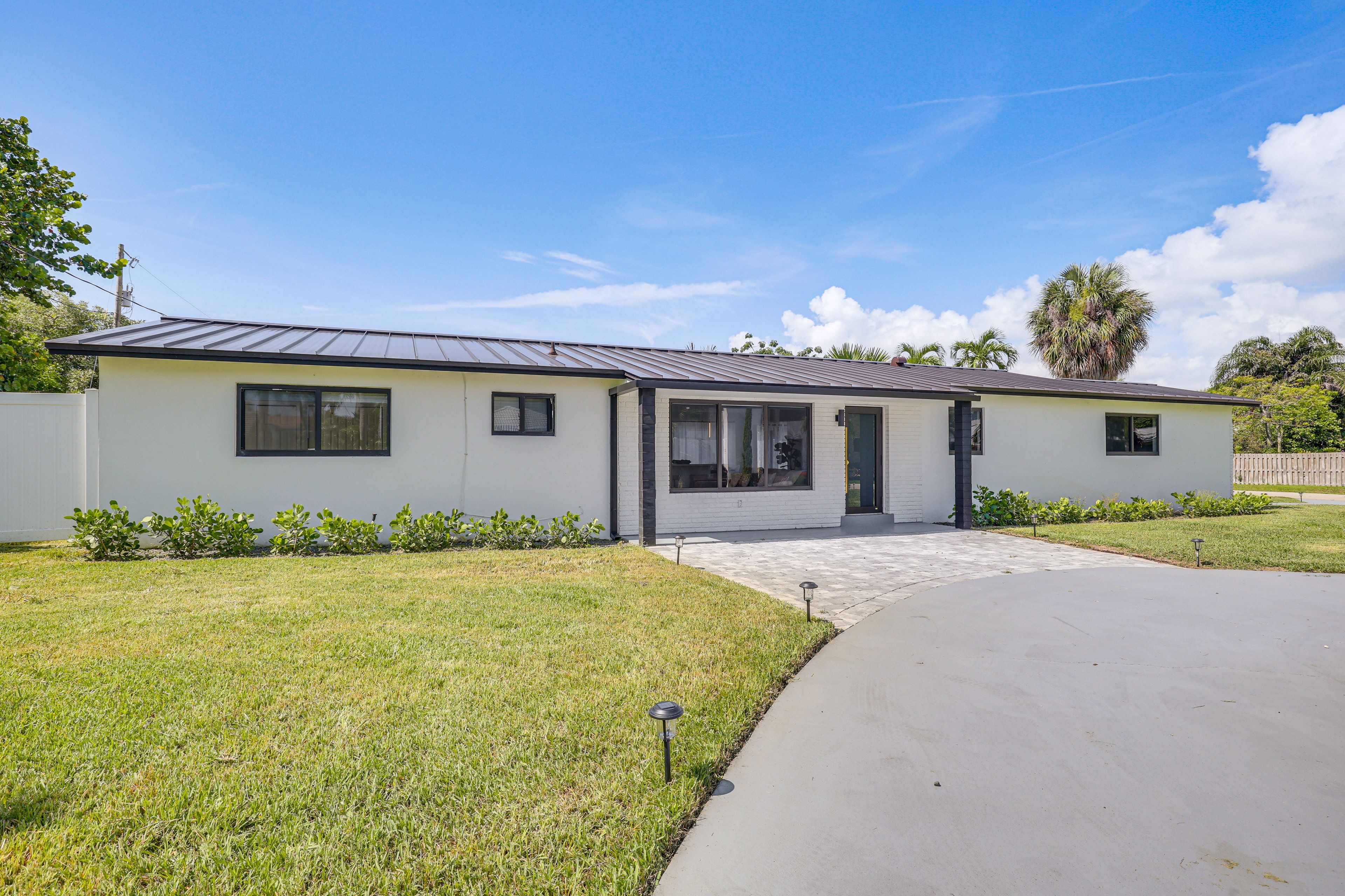 Property Exterior | Single-Story Home | Keyless Entry
