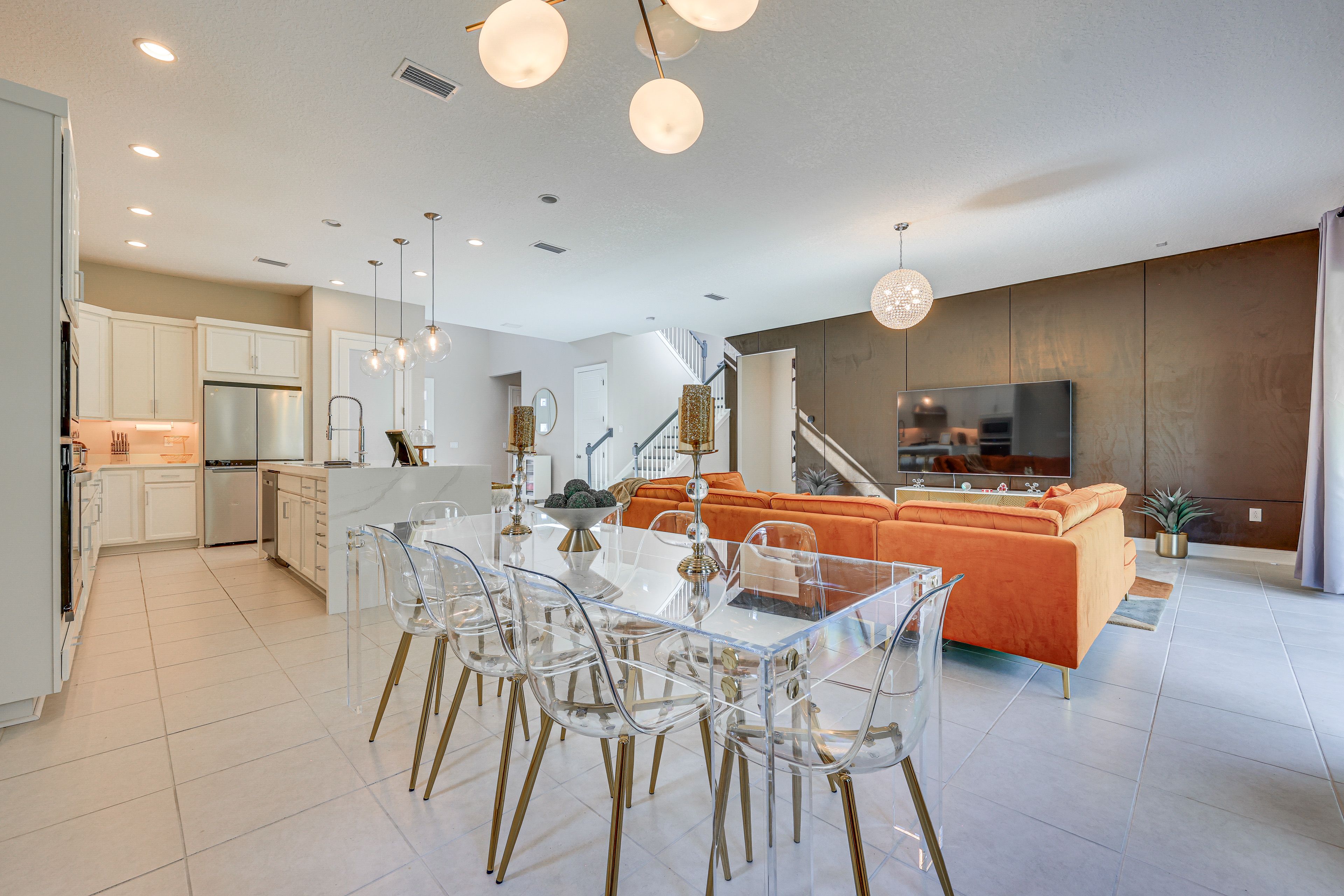 Dining Table | Dishware & Flatware | 1st Floor