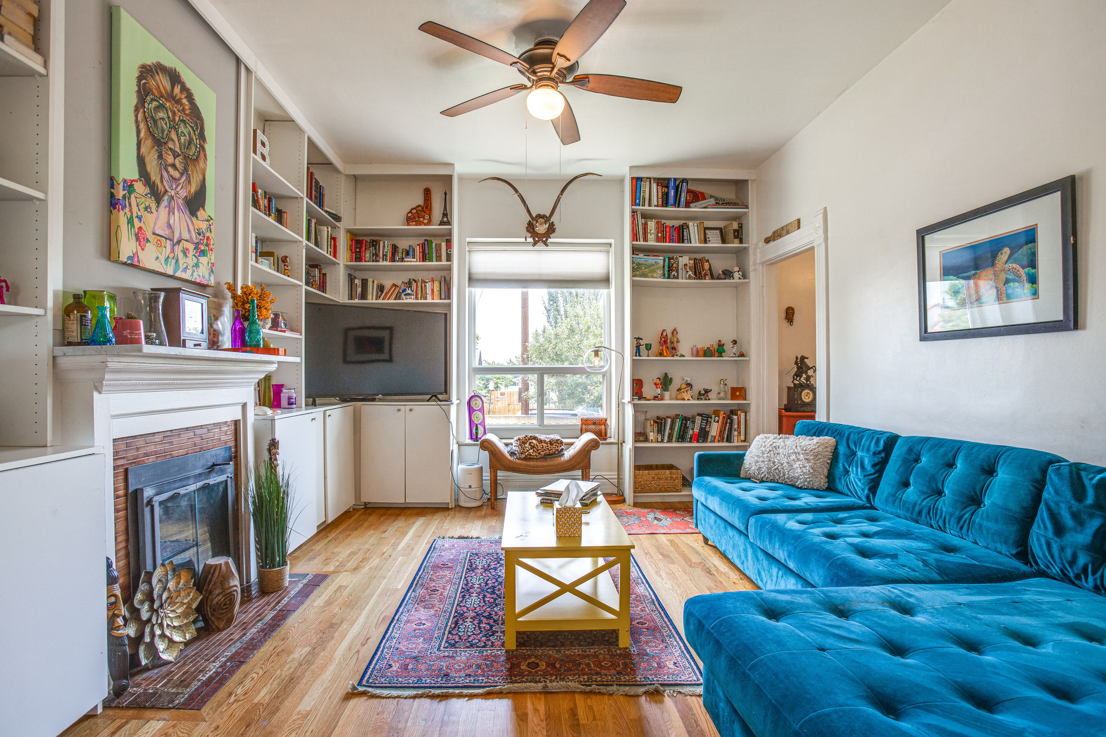 Living Room | 1st Floor | Queen Sleeper Sofa | Books | Central Heating