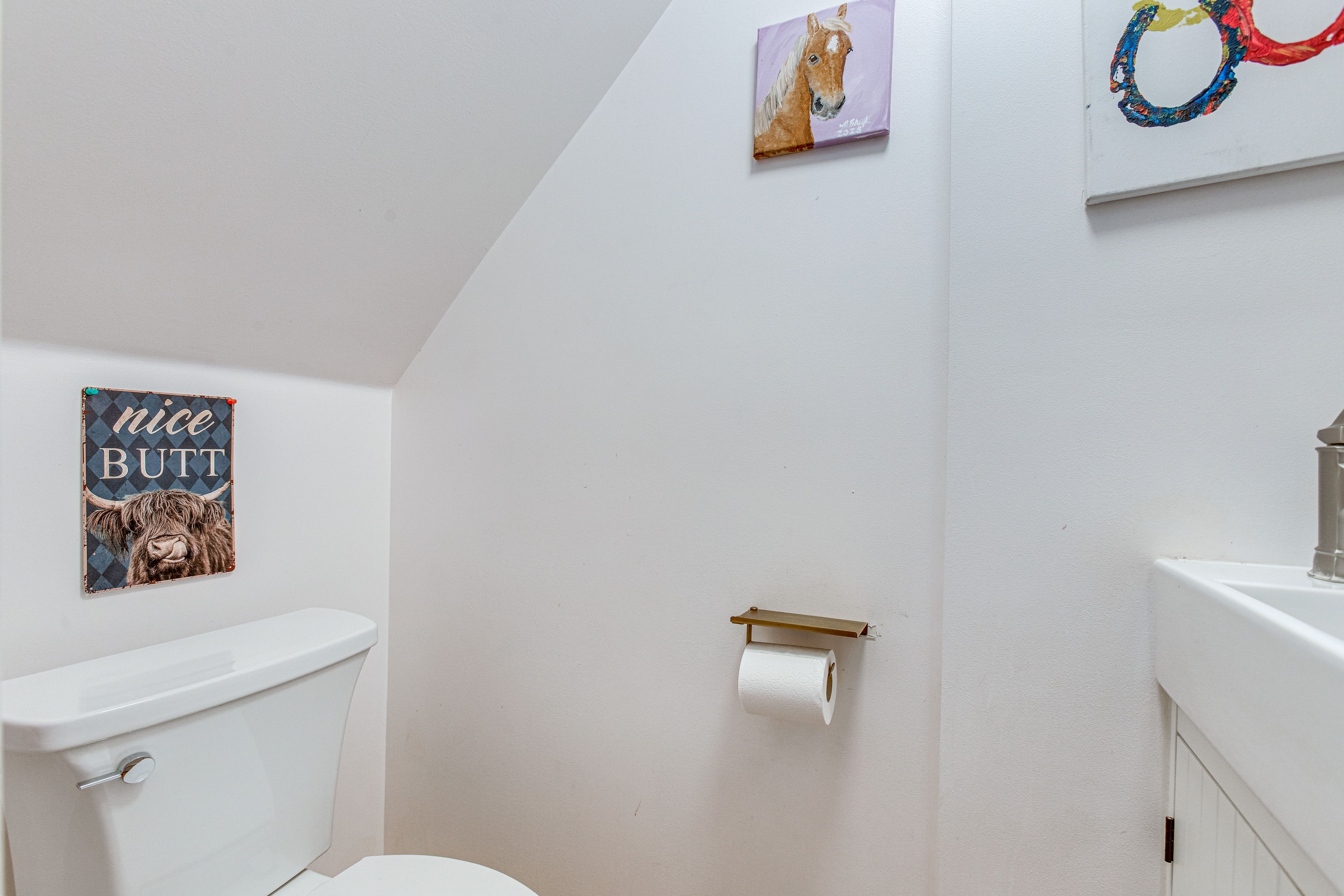 Half Bathroom | 1st Floor