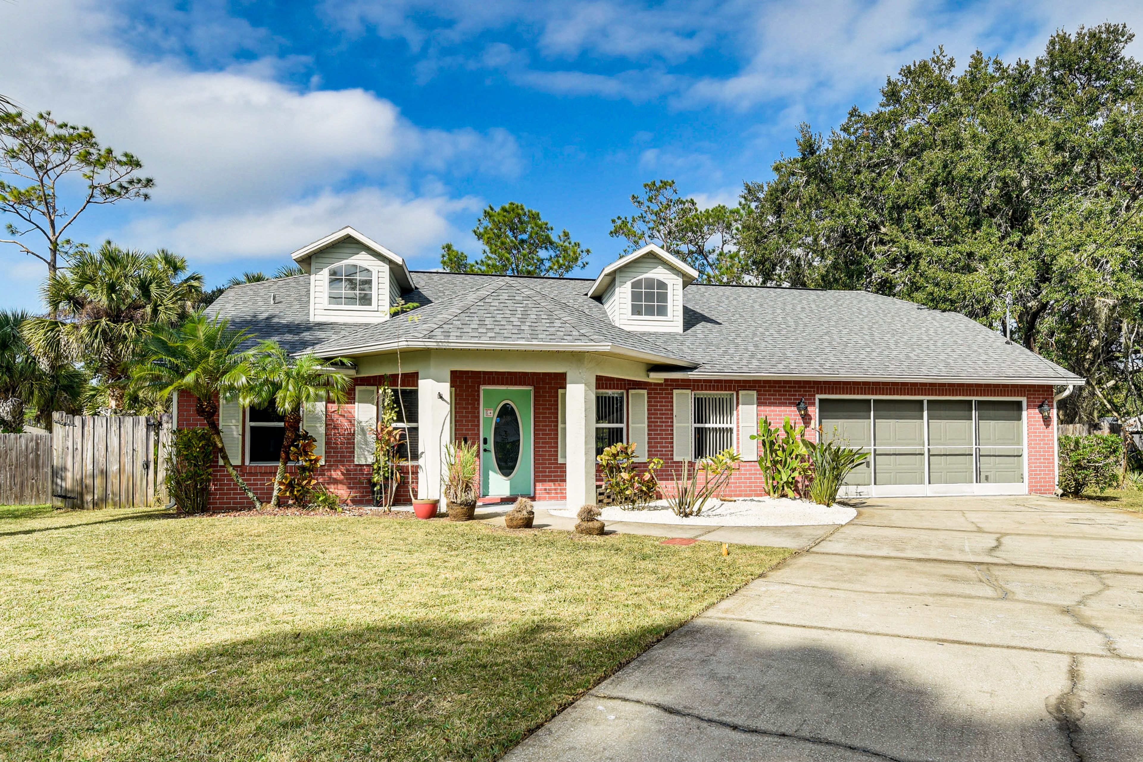 Palm Coast Vacation Rental | 2BR | 2BA | 1,452 Sq Ft | 1 Step Required