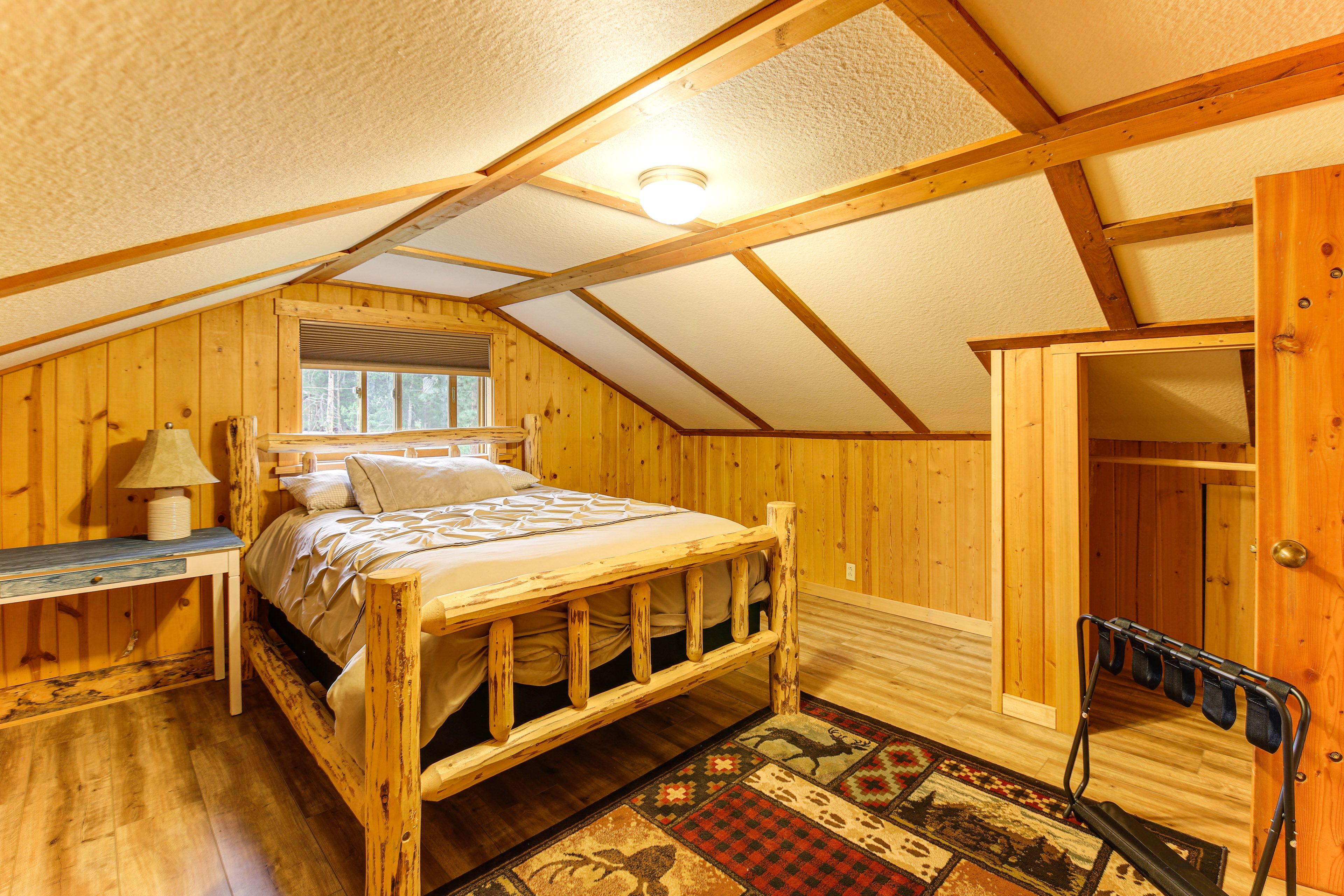 Bedroom 3 | Queen Bed | 2nd Floor