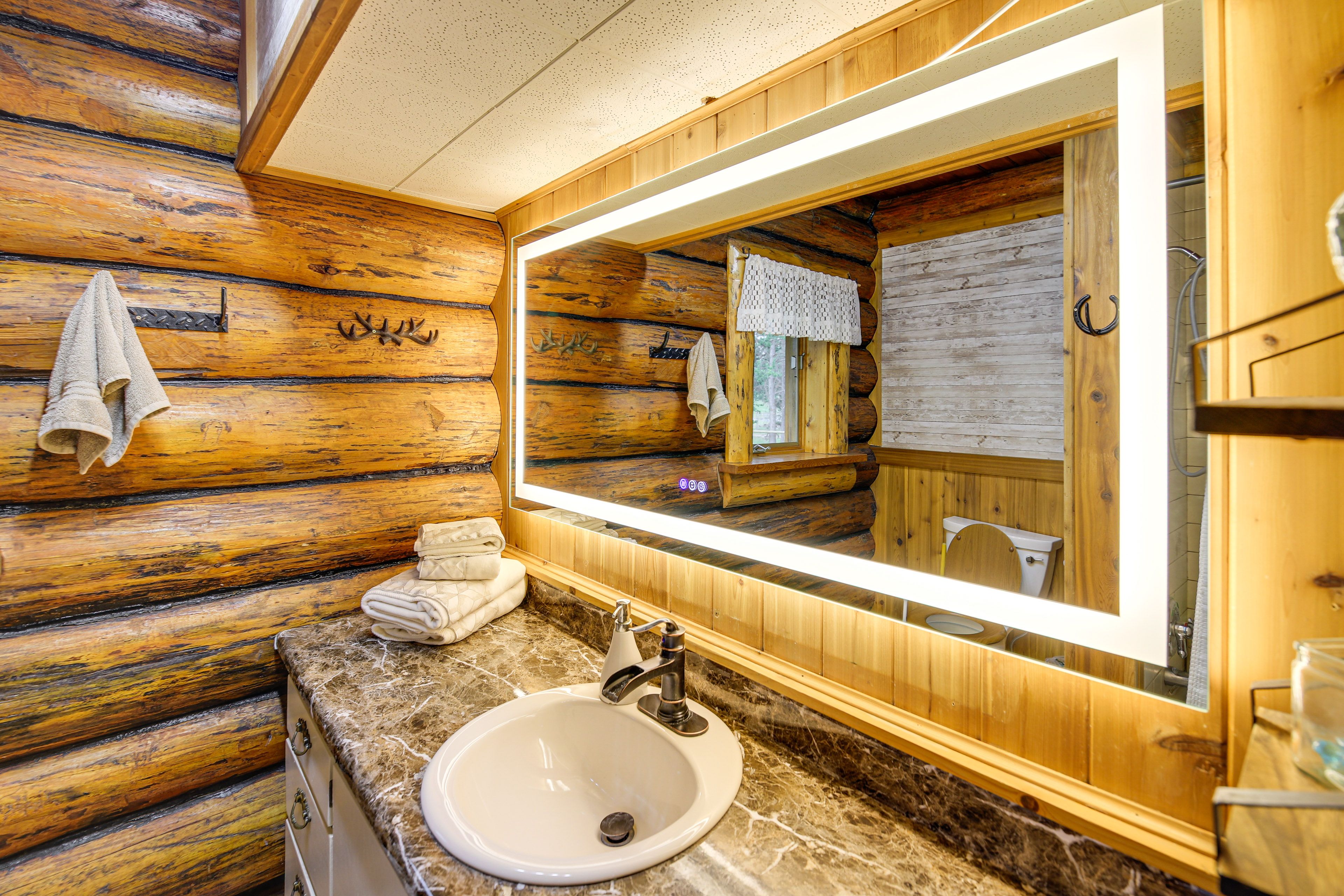 Bathroom | Shower | Towels Provided | 1st Floor