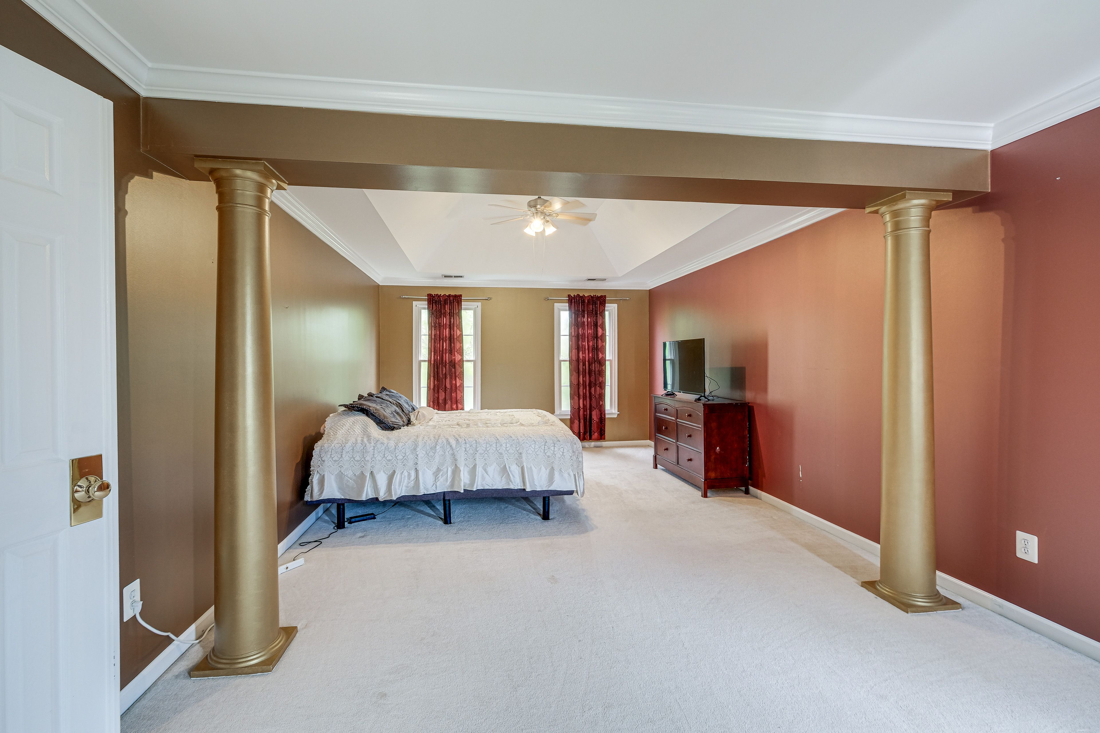 Bedroom 1 | King Bed | 2nd Floor