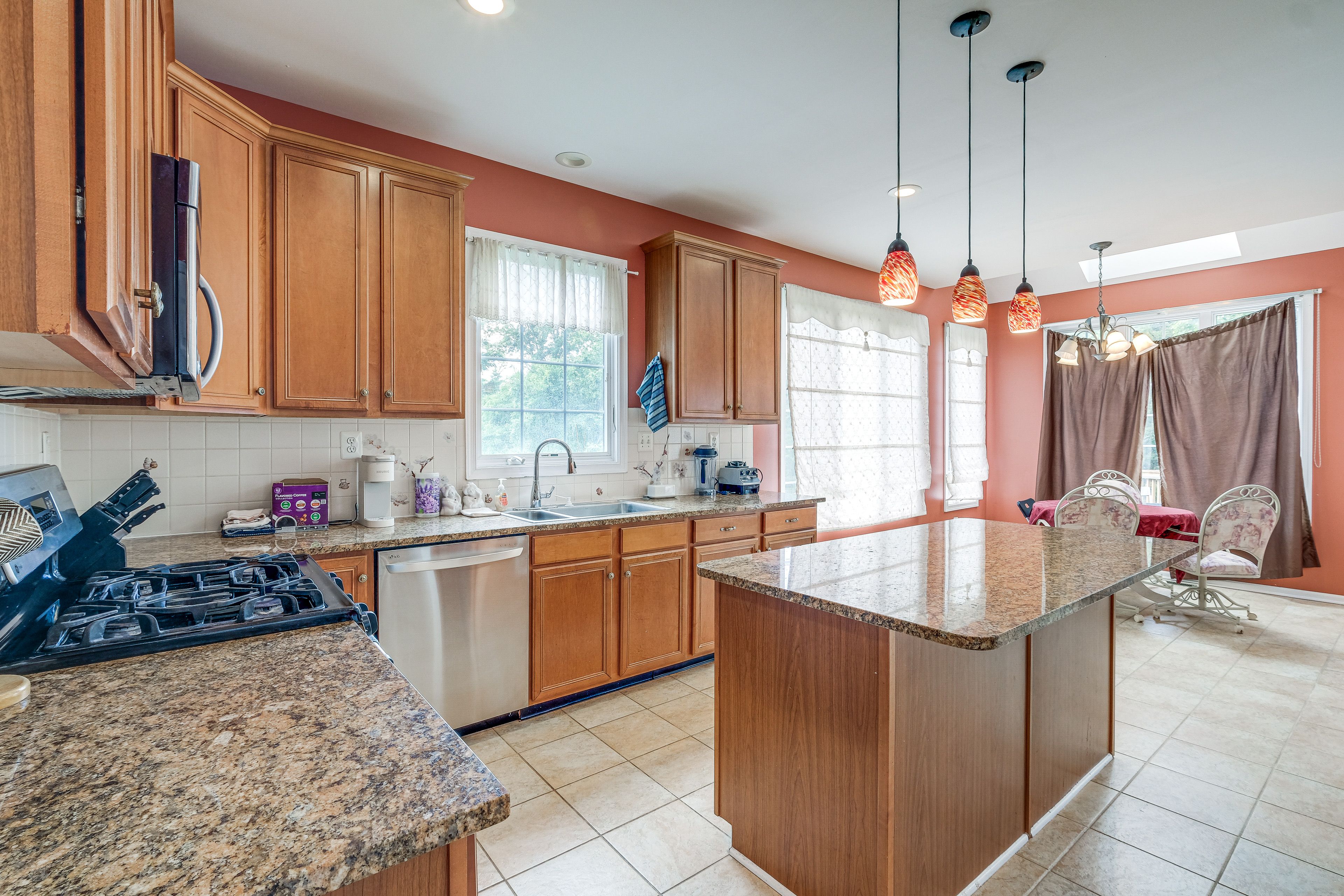 Kitchen | 1st Floor | Keurig | Toaster | Blender