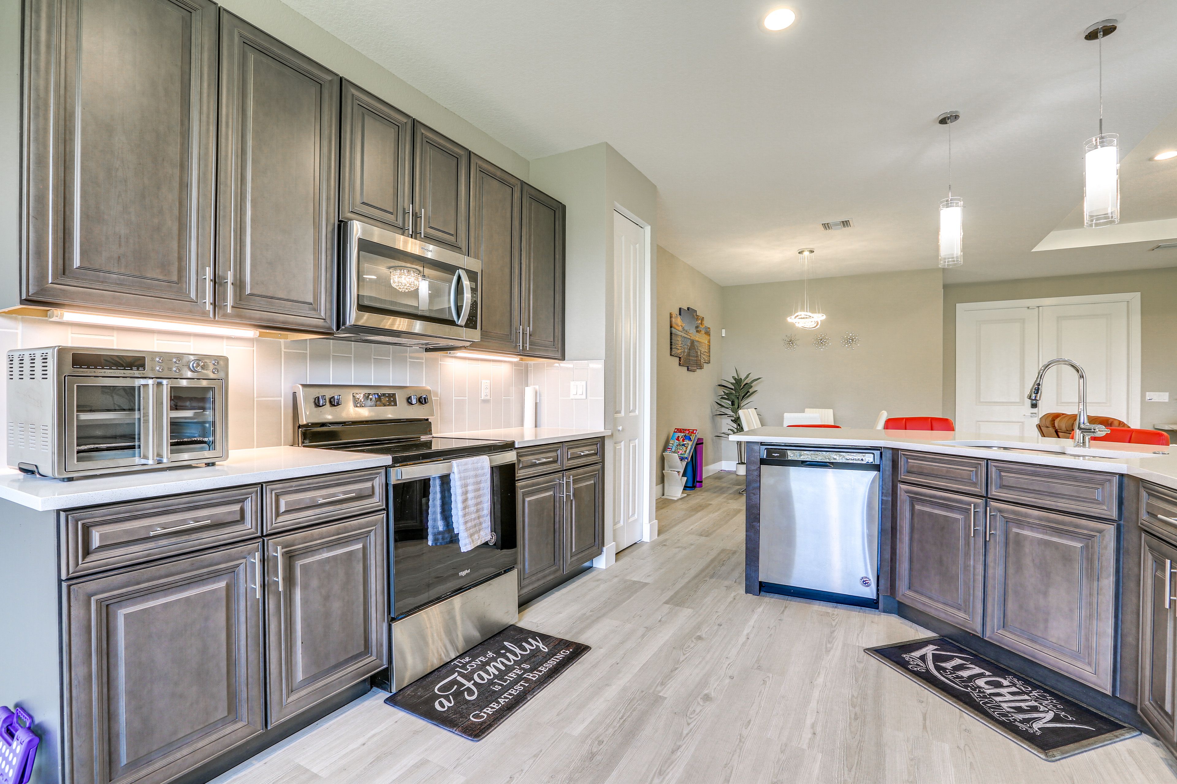 Kitchen | Dishwasher