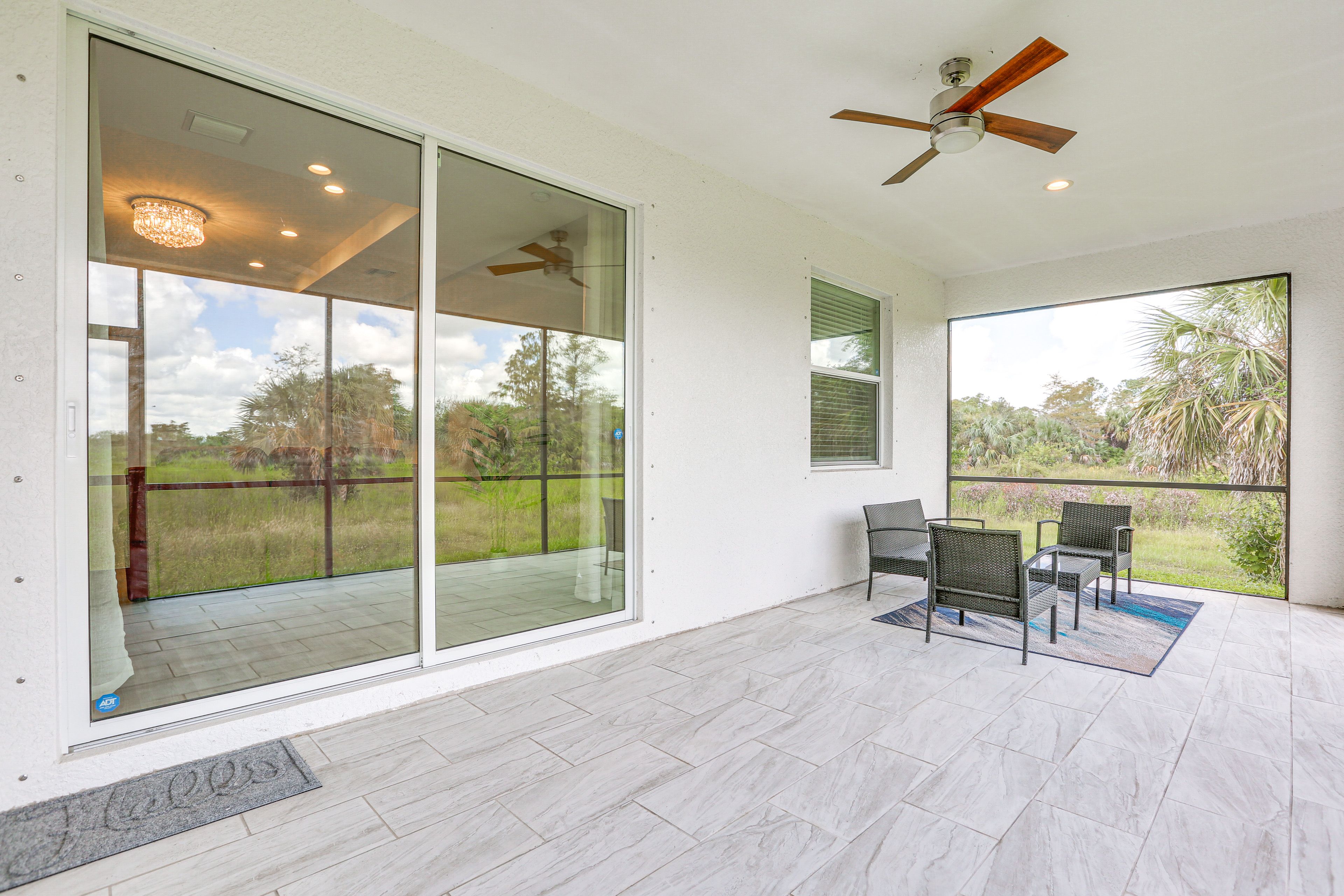 Screened-In Patio