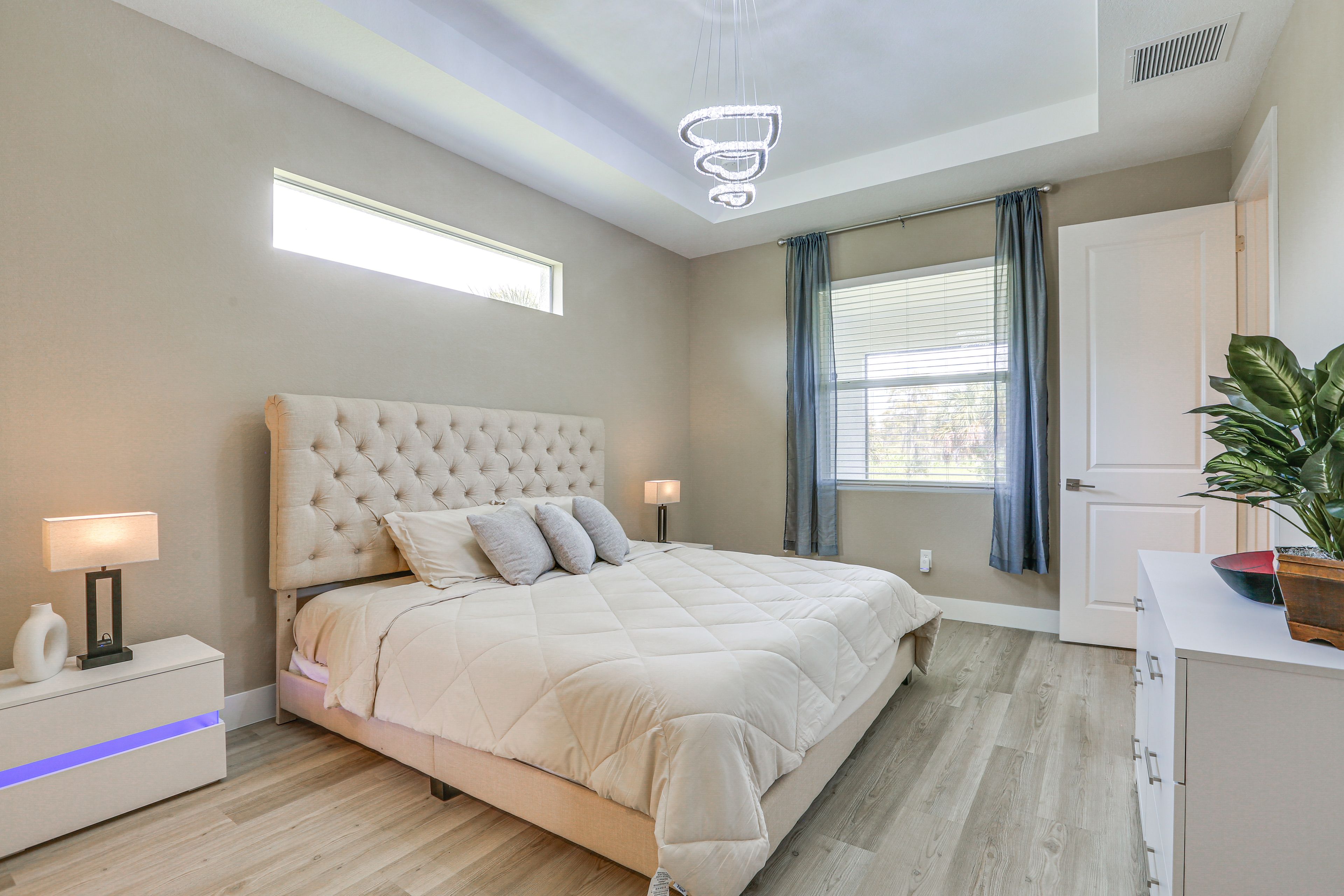 Bedroom 1 | California King Bed | Linens Provided