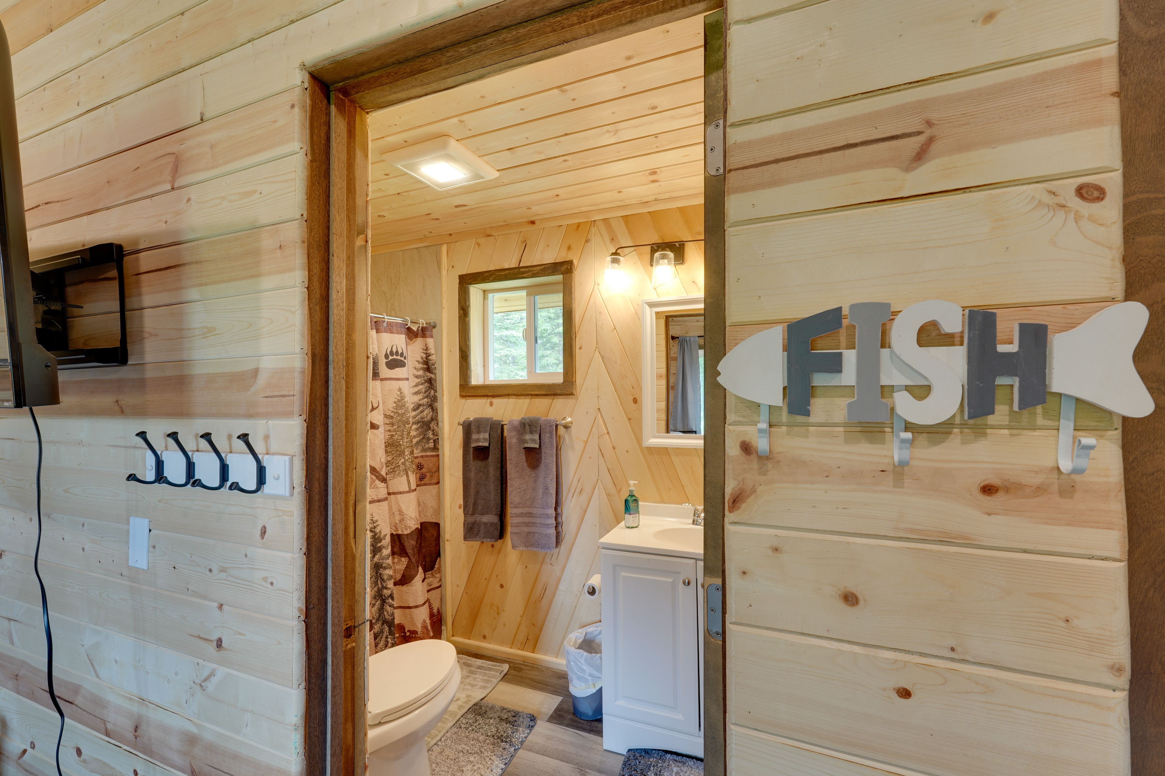 Full Bath | Towels