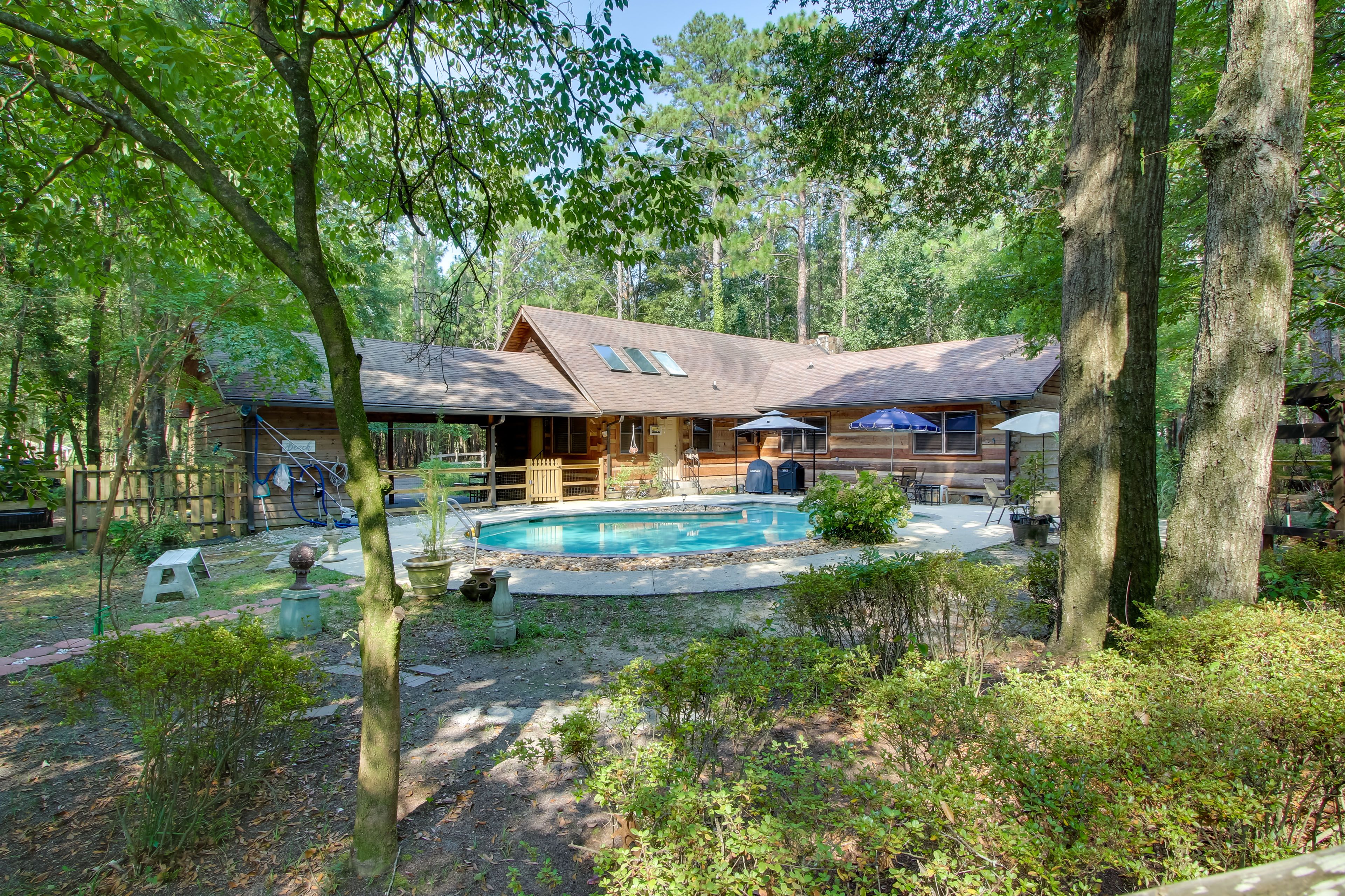 Shared Pool | Grills